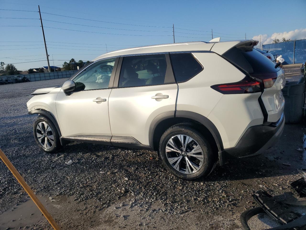 2023 Nissan Rogue, SV