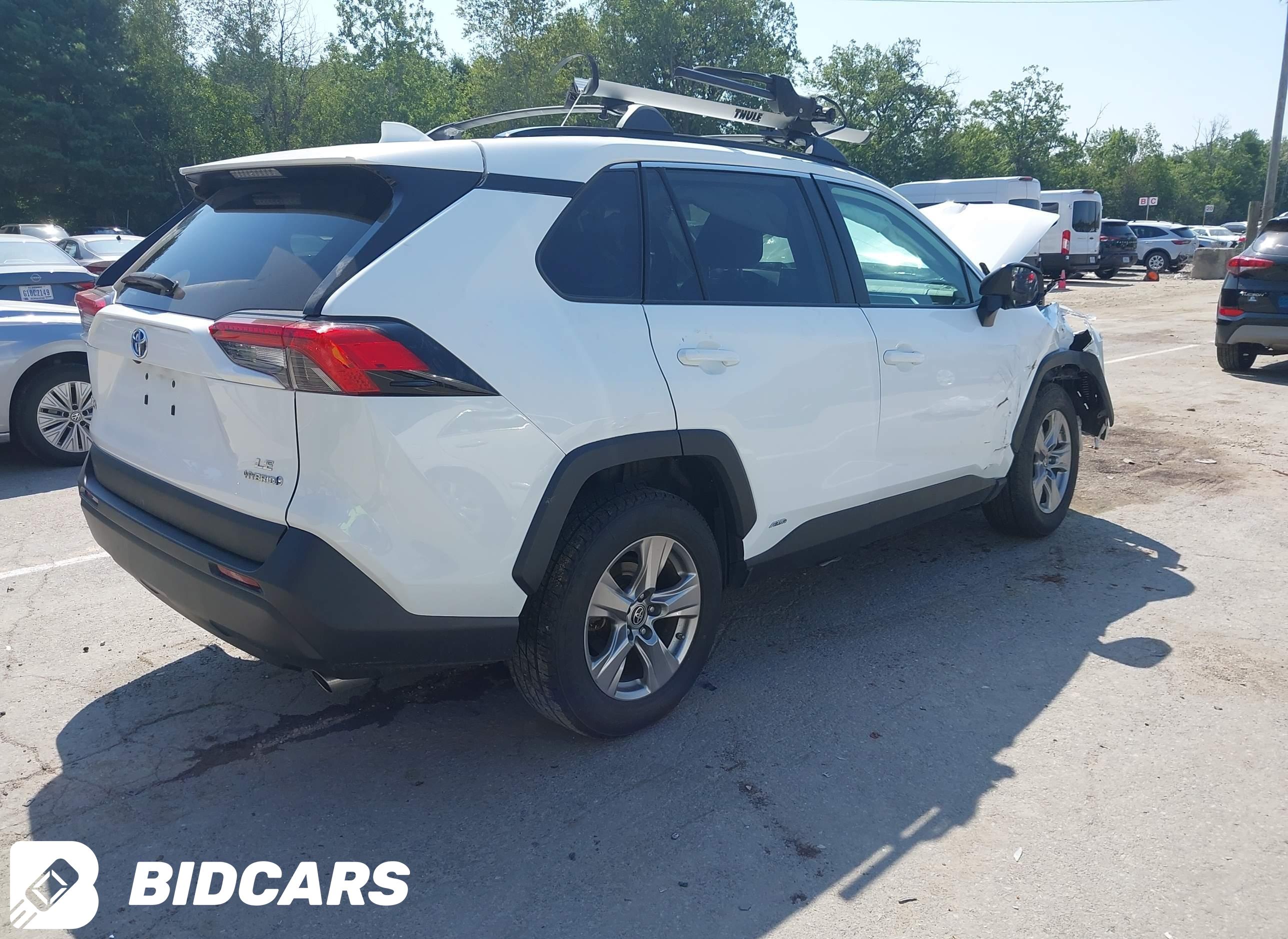 2022 Toyota RAV4, Hybrid LE