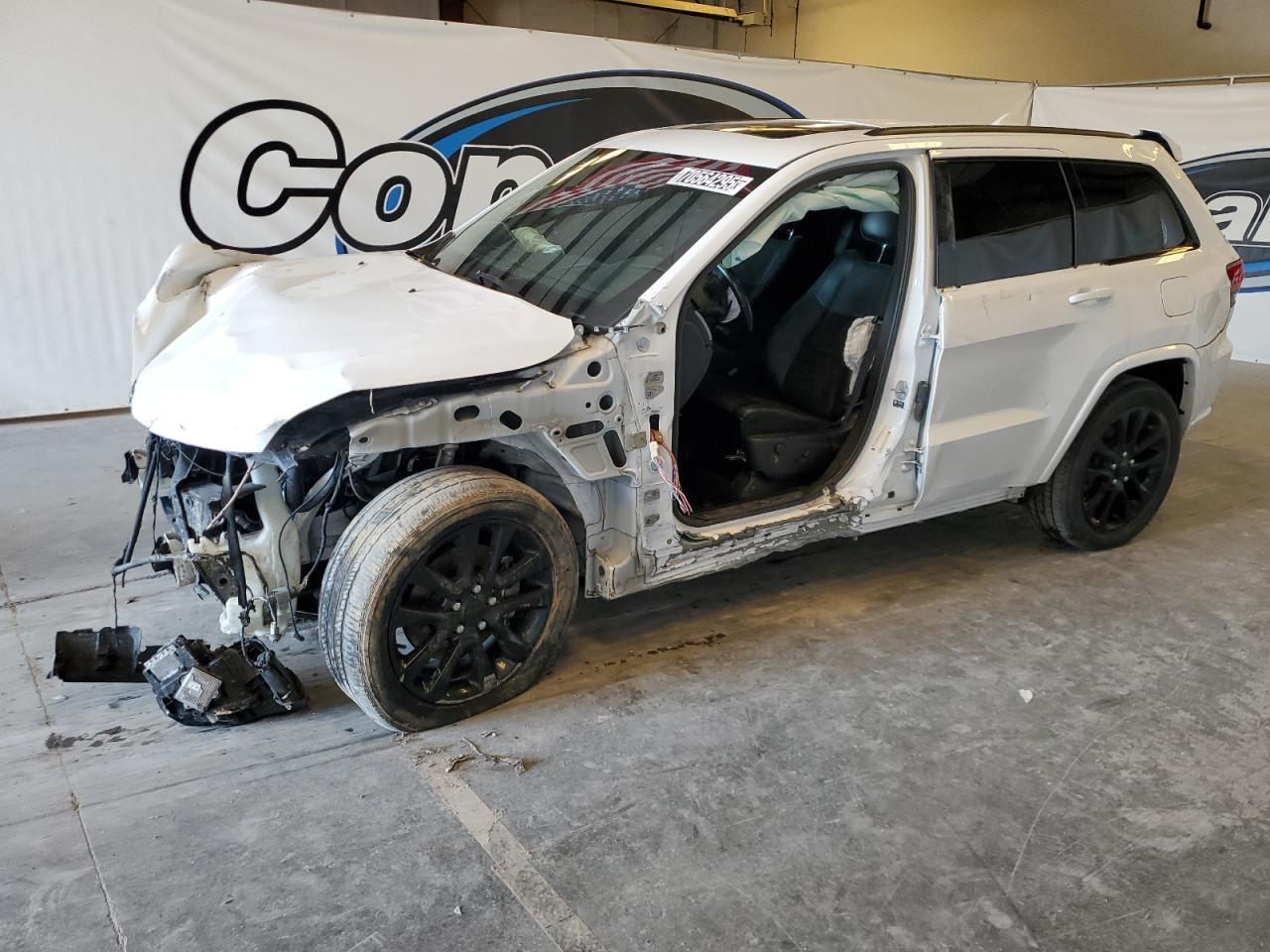 2021 Jeep Grand Cherokee, Laredo