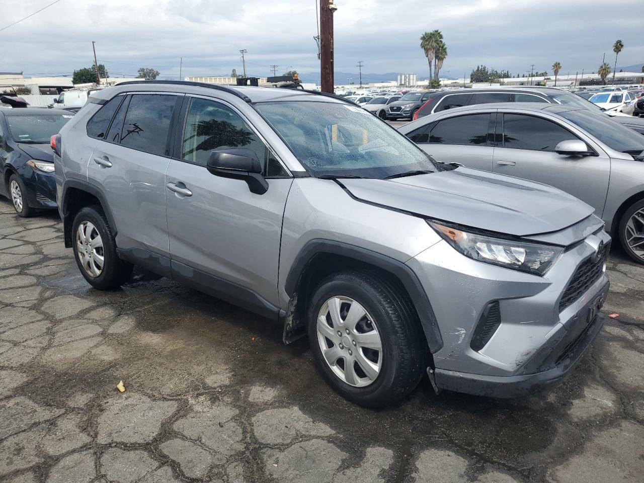 2021 Toyota RAV4, LE