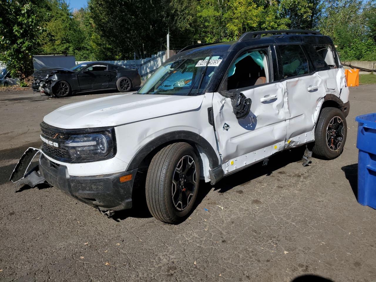 2025 Ford Bronco, Outer Banks