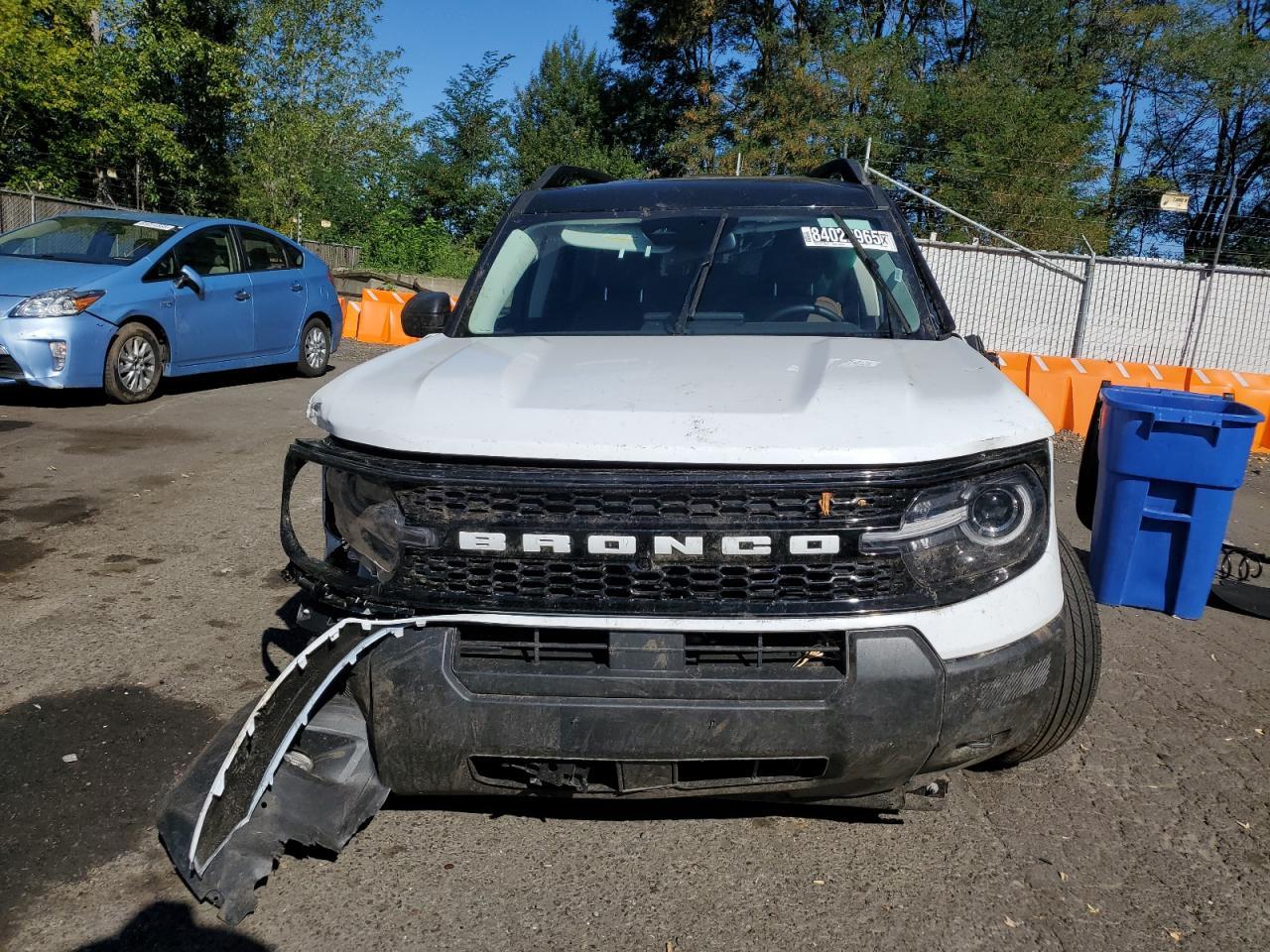 2025 Ford Bronco, Outer Banks