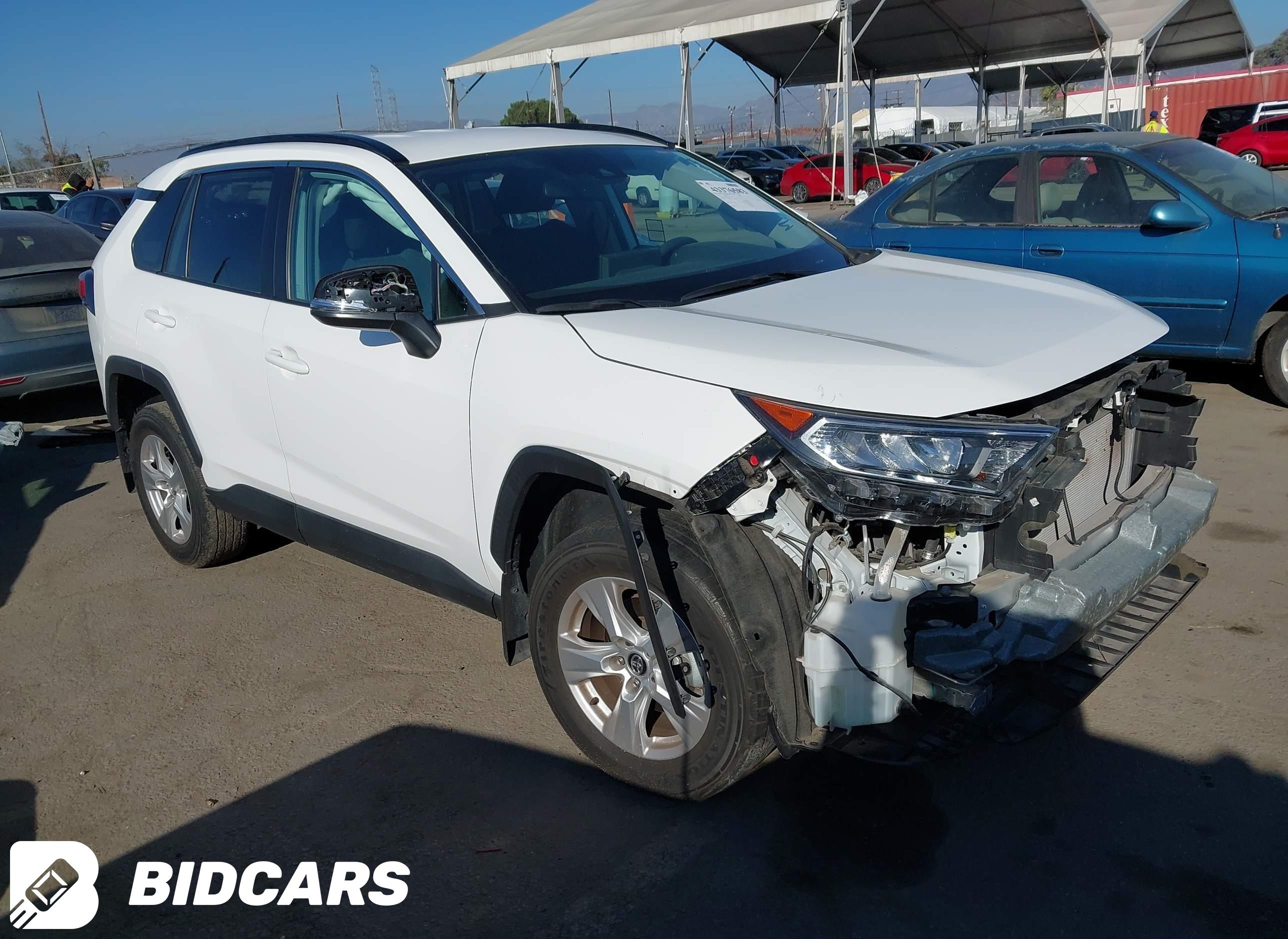 2021 Toyota RAV4, Xle