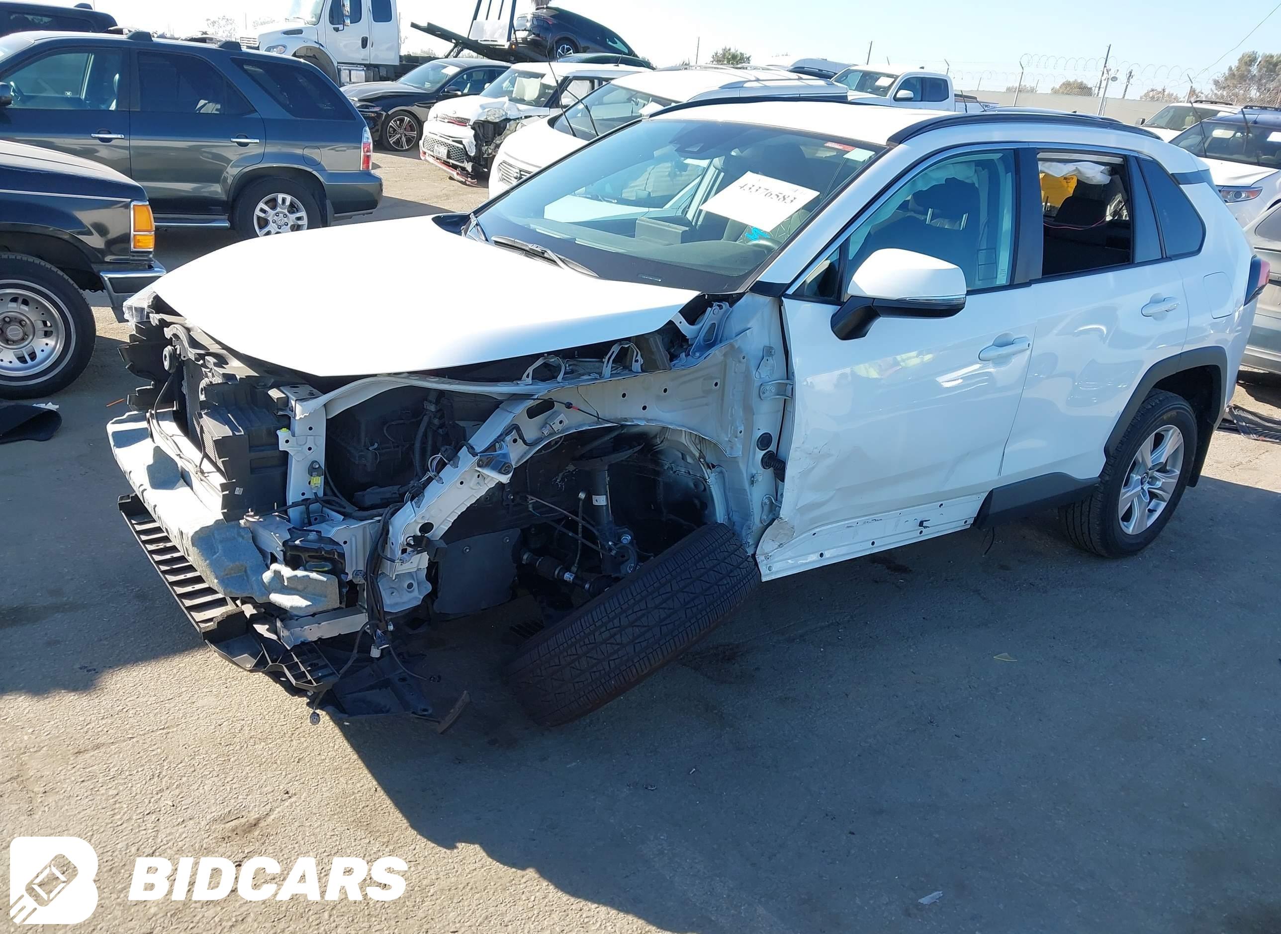 2021 Toyota RAV4, Xle