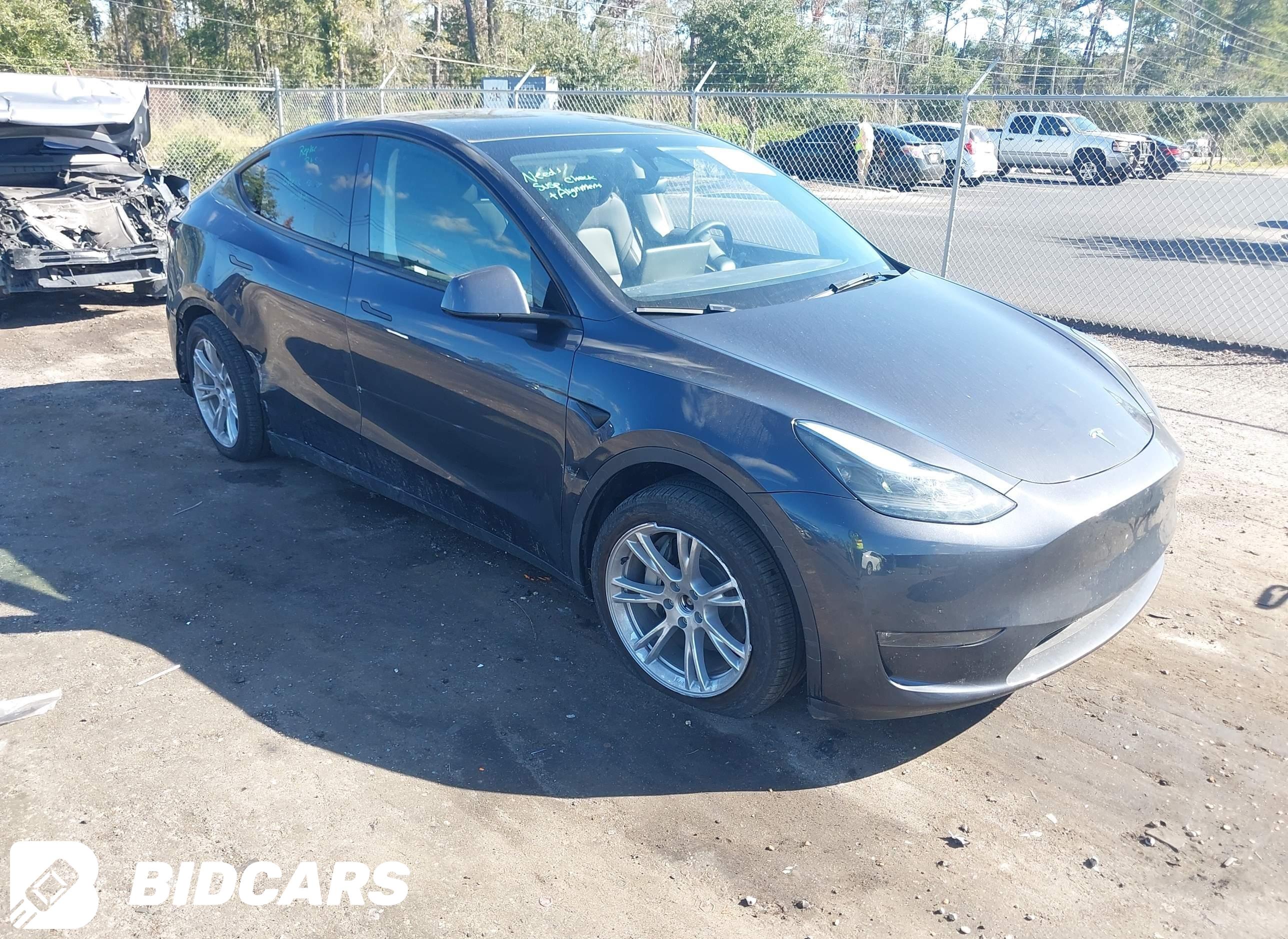 2024 Tesla Model Y, Long Rang...