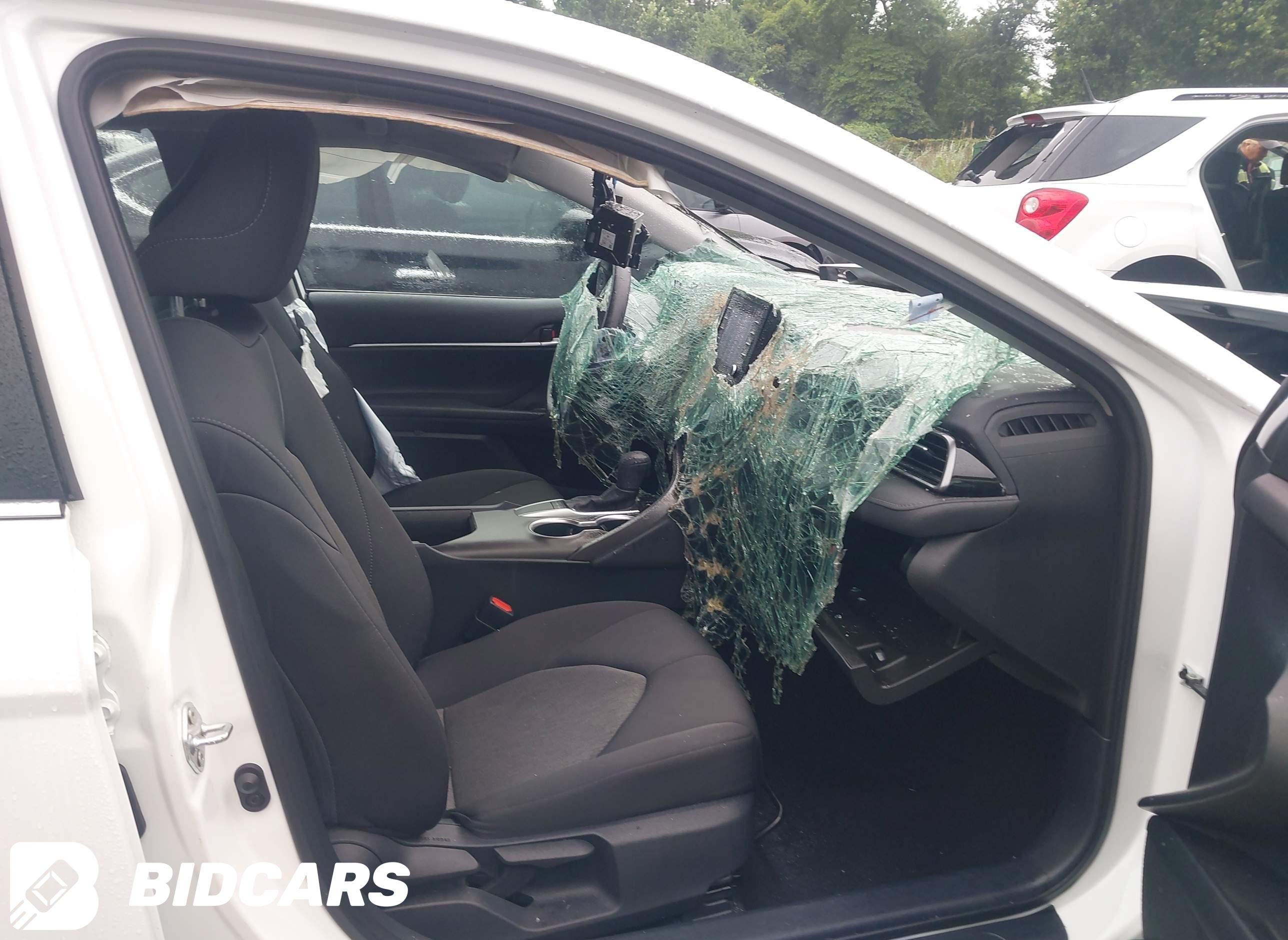 2023 Toyota Camry, LE