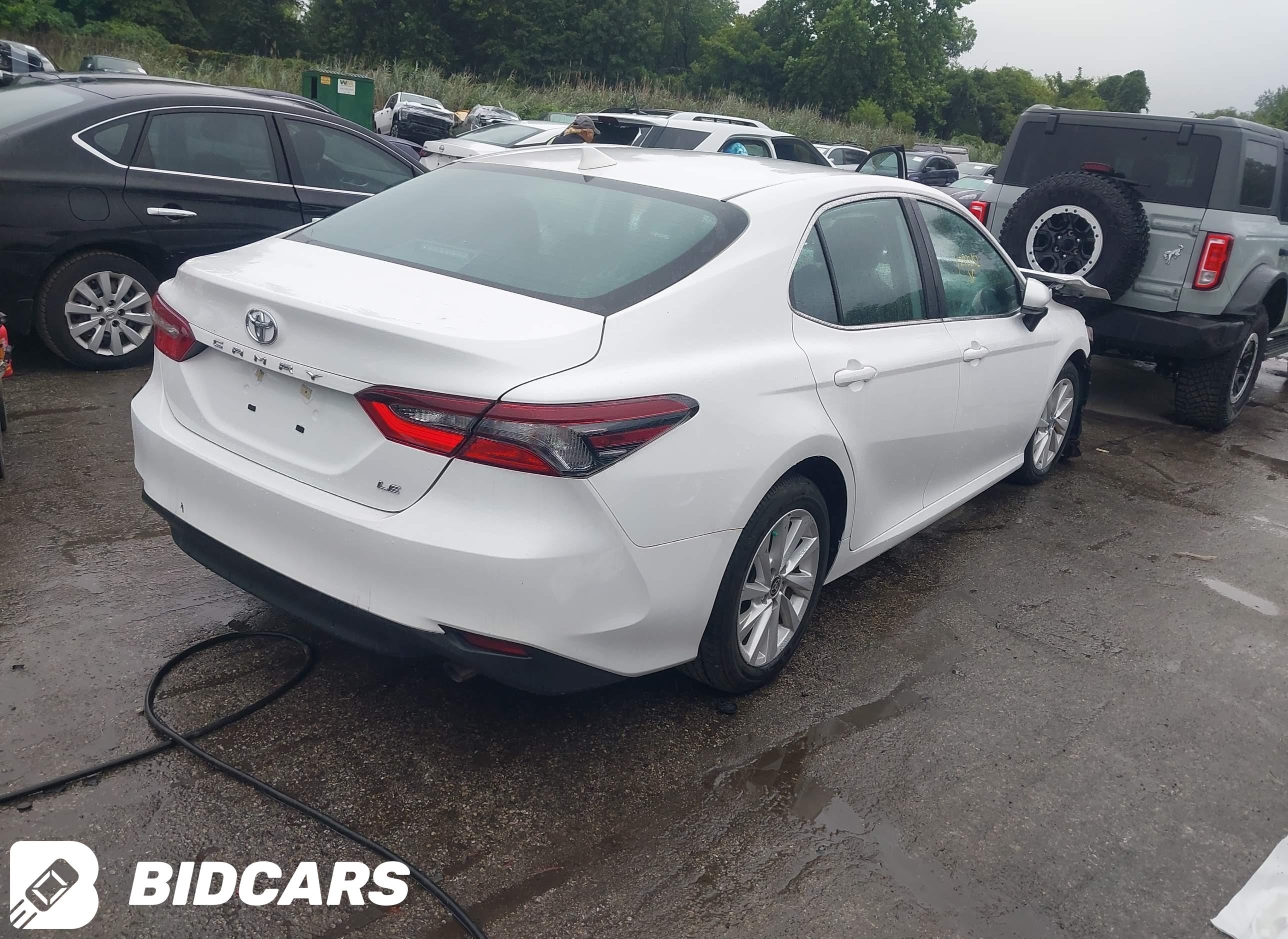 2023 Toyota Camry, LE