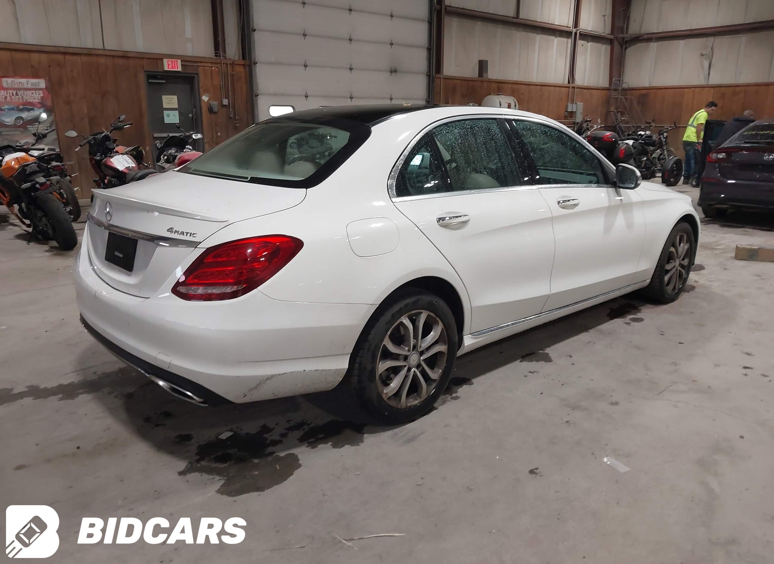 2016 Mercedes-Benz C 300, 4Matic