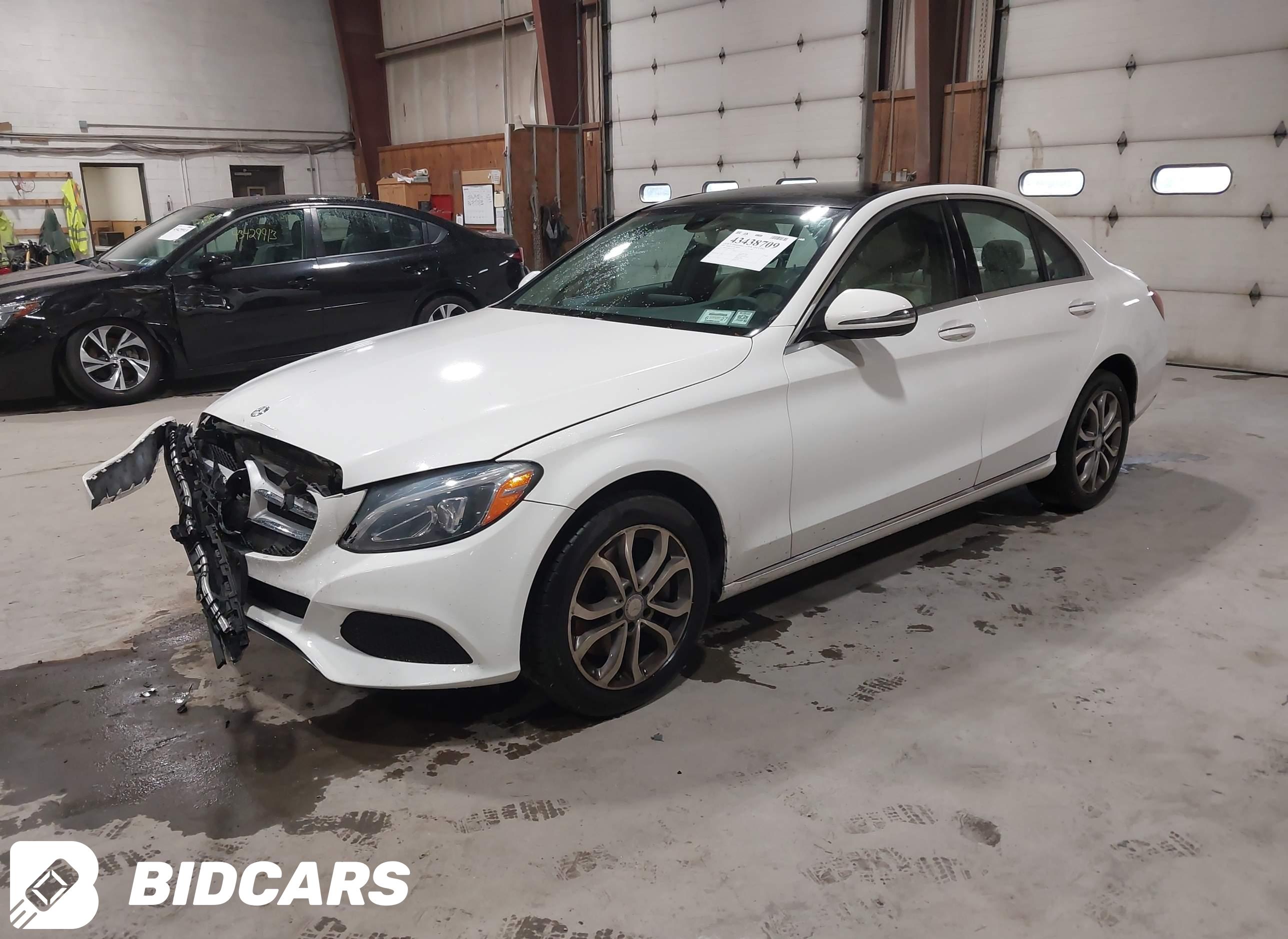 2016 Mercedes-Benz C 300, 4Matic