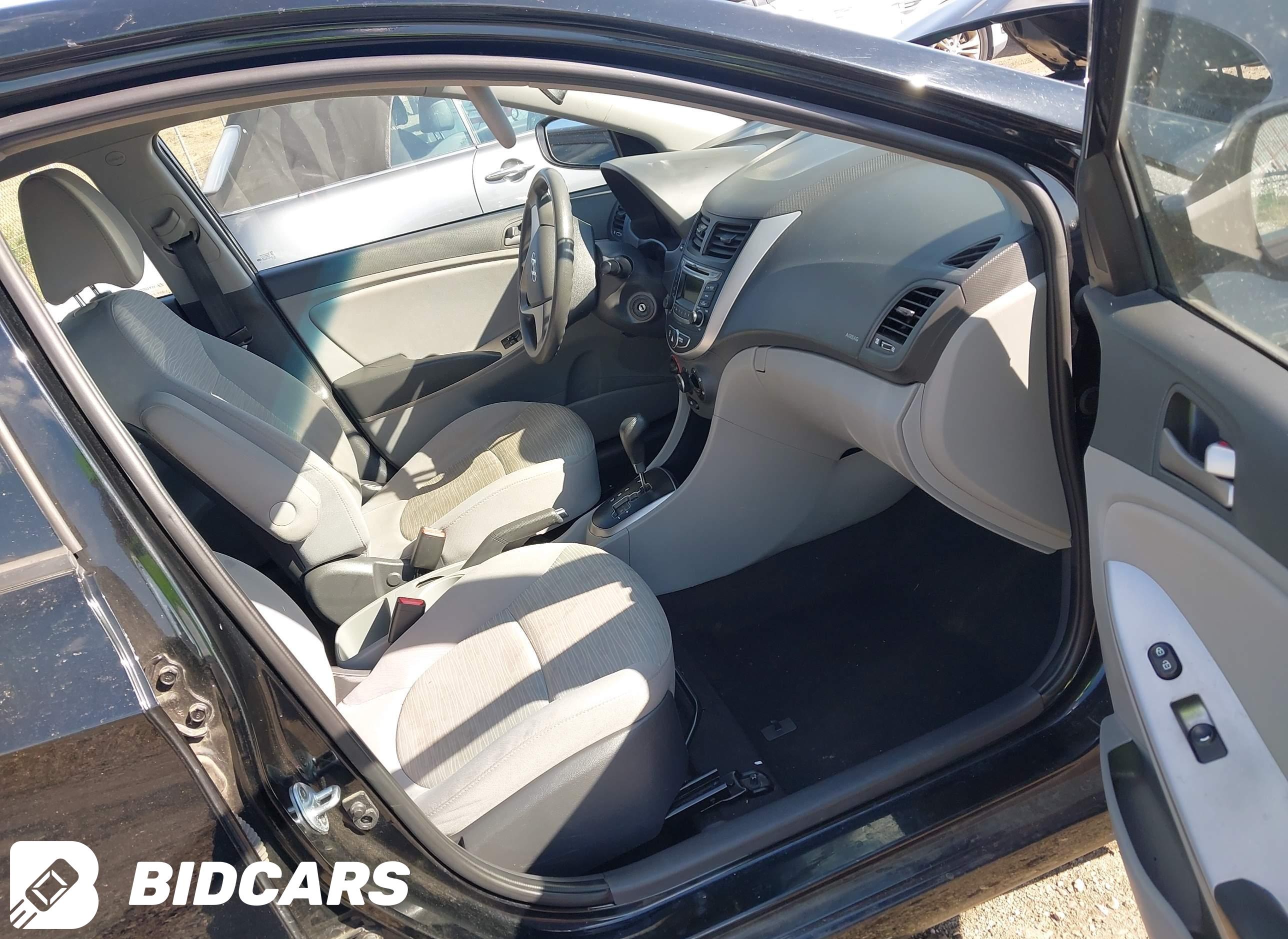 2017 Hyundai Accent, SE