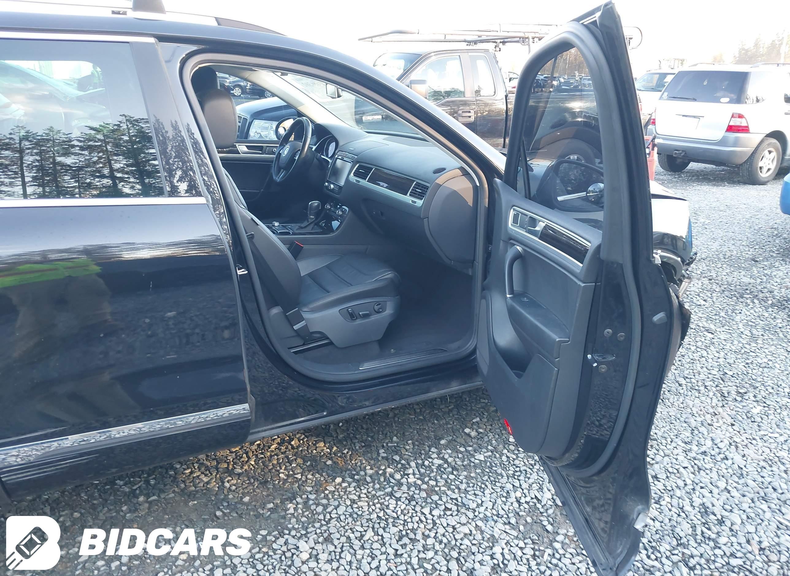 2015 Volkswagen Touareg, Tdi...