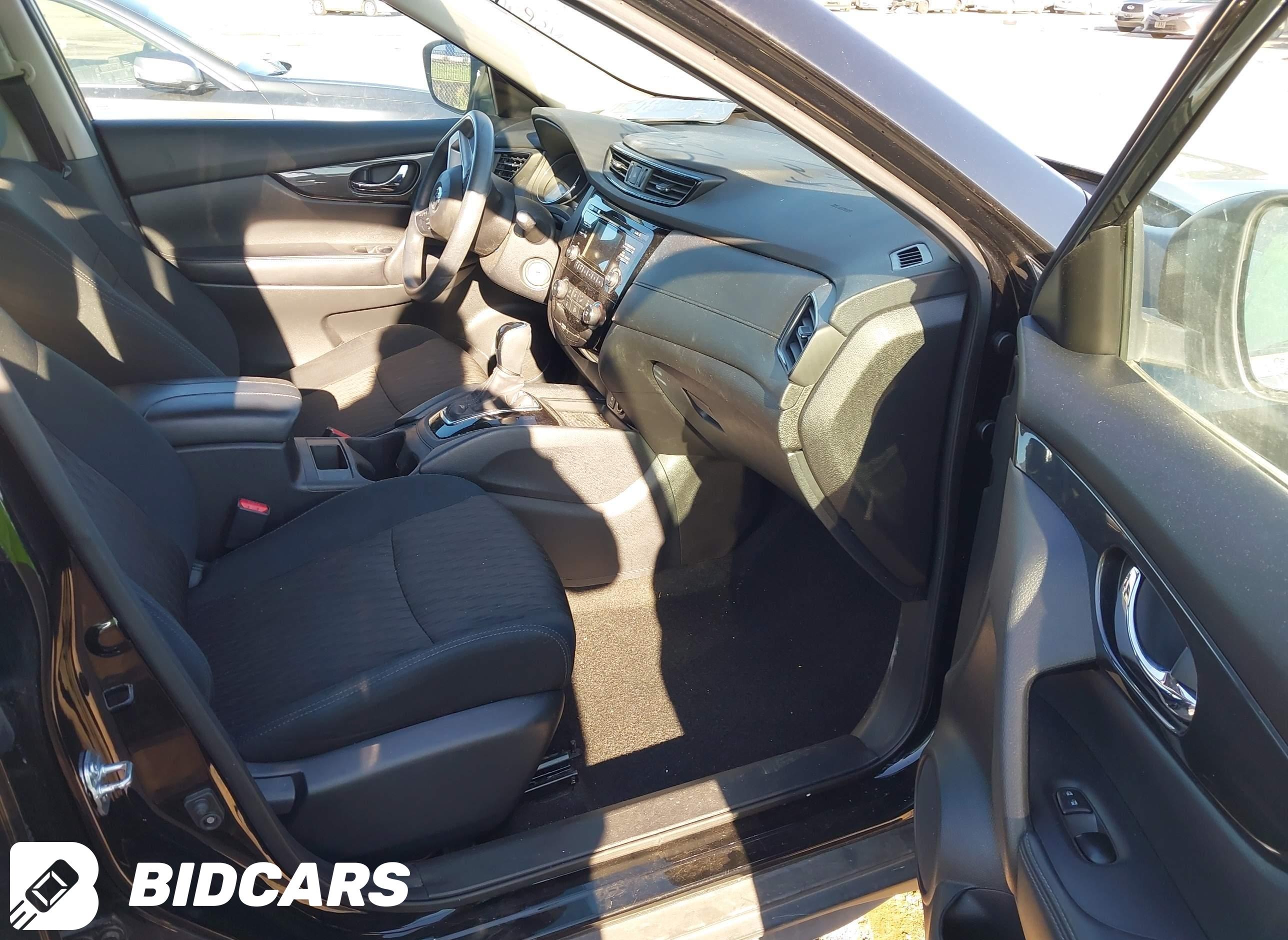 2017 Nissan Rogue, S