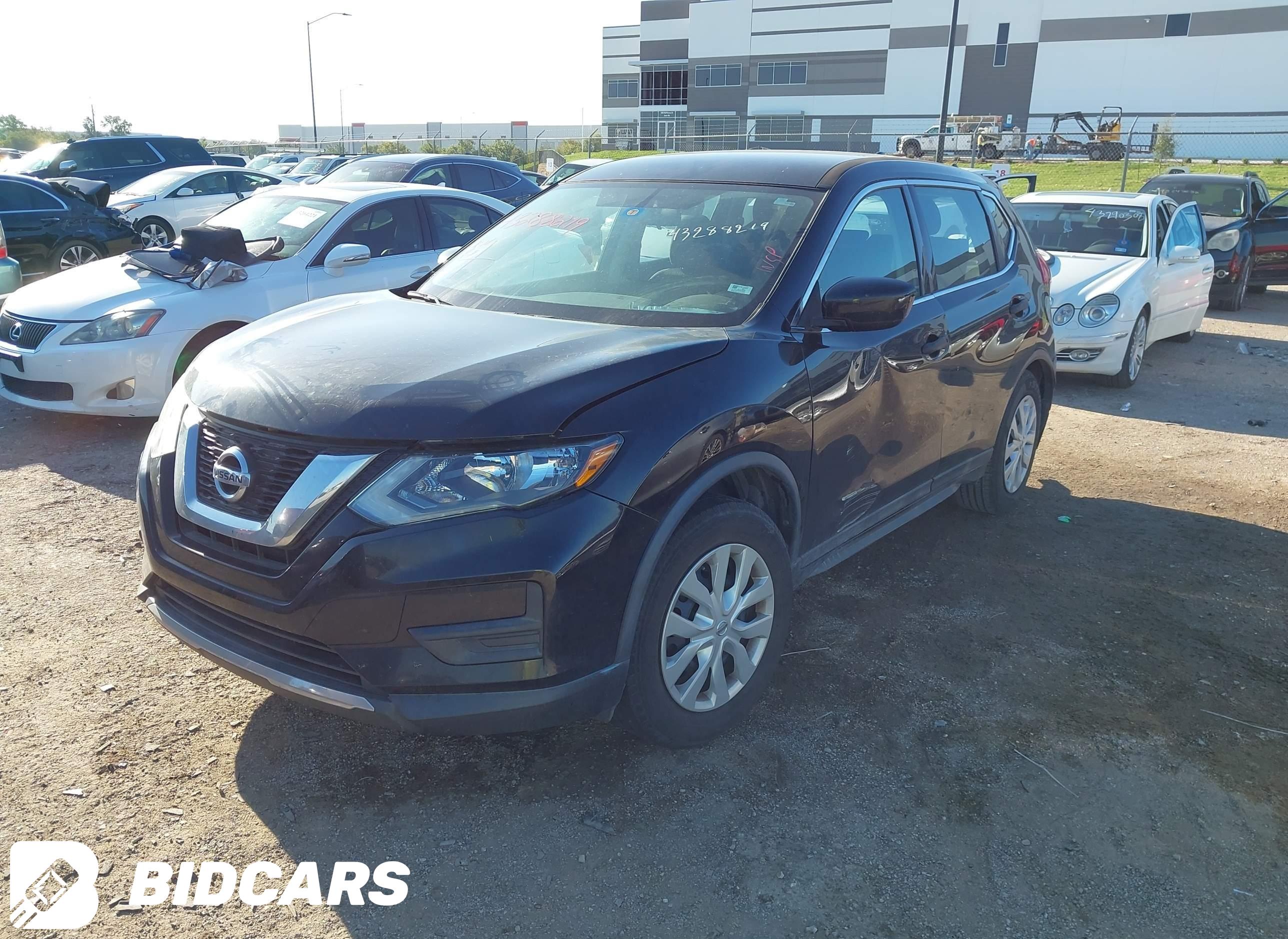 2017 Nissan Rogue, S