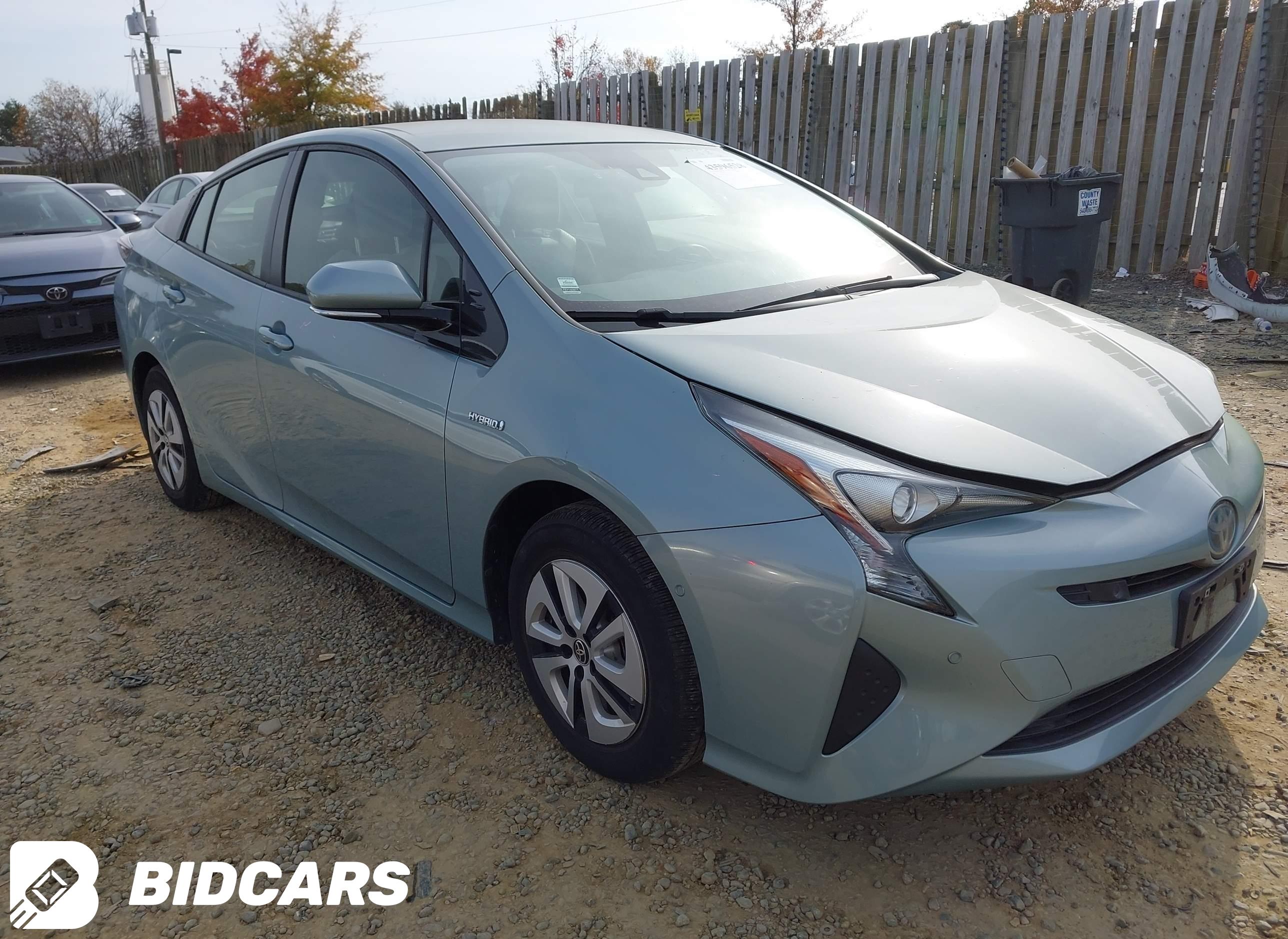 2017 Toyota Prius, Three