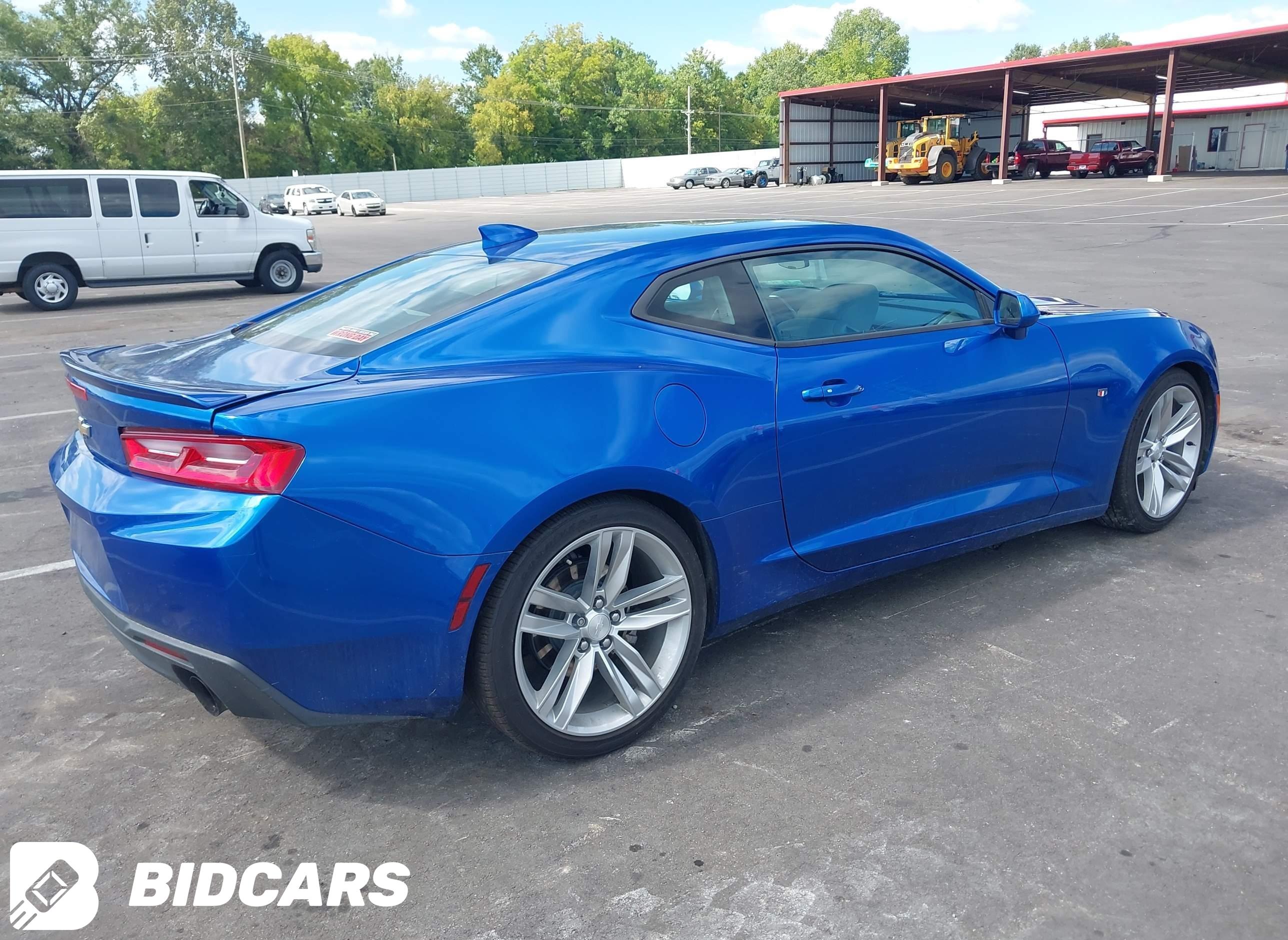 2017 Chevrolet Camaro, 1LT