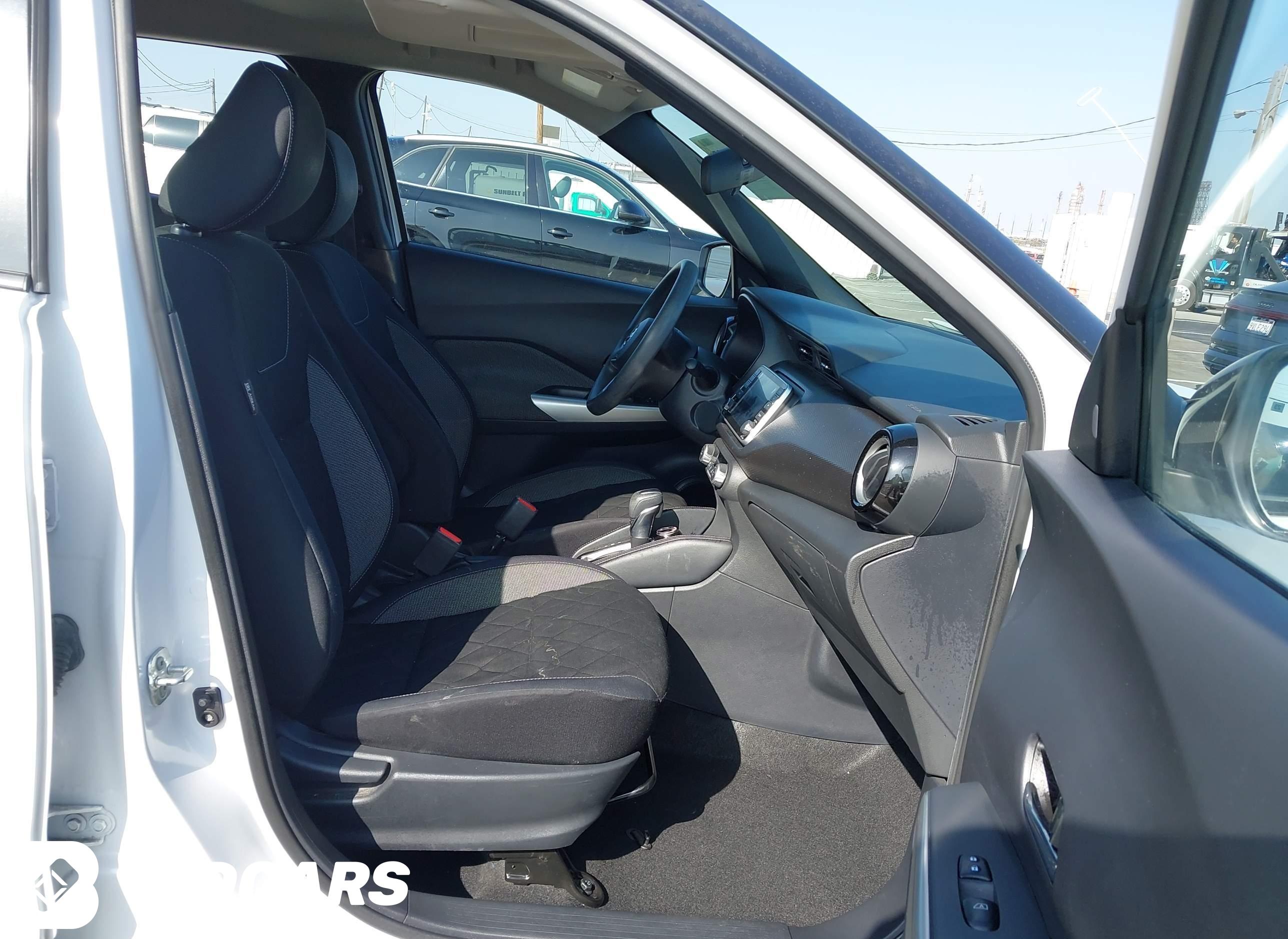 2019 Nissan Kicks, SV