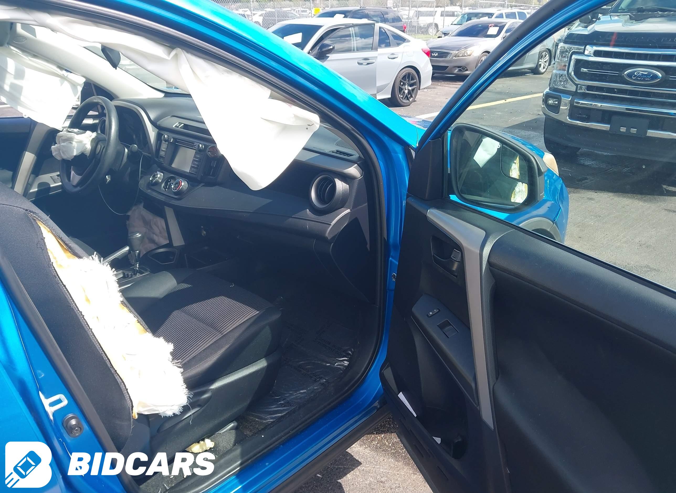 2016 Toyota RAV4, LE