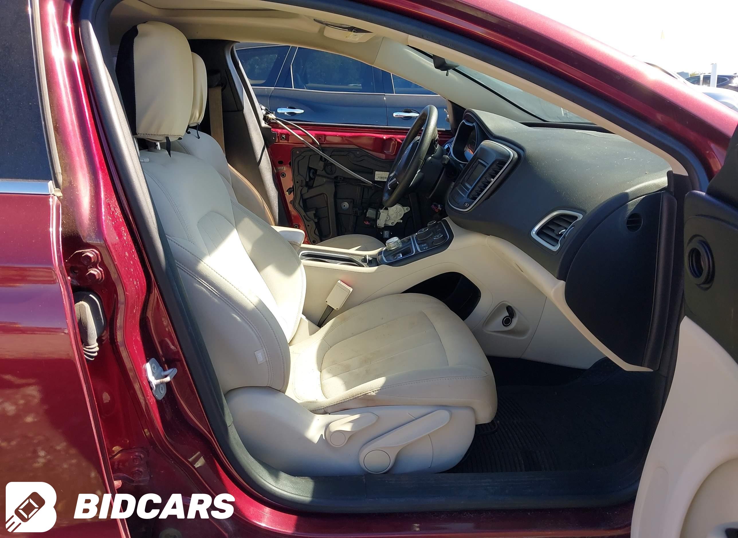 2015 Chrysler 200, Limited