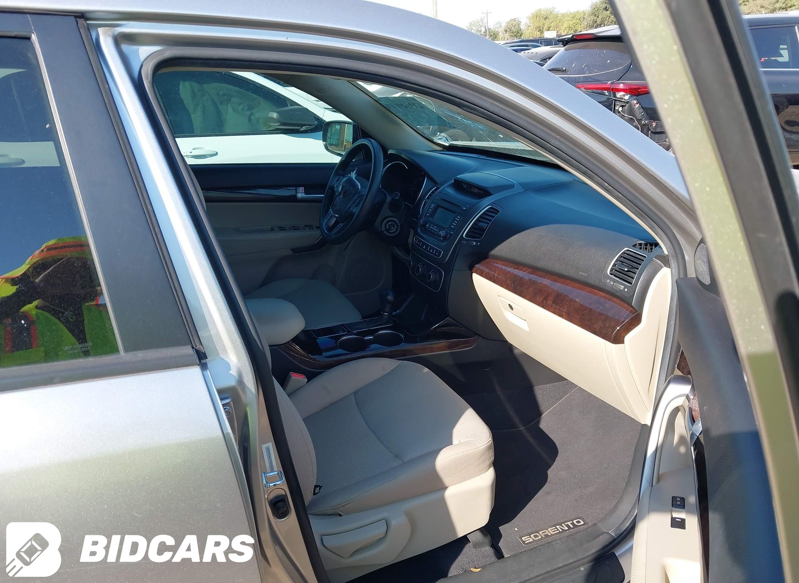 2015 KIA Sorento, LX