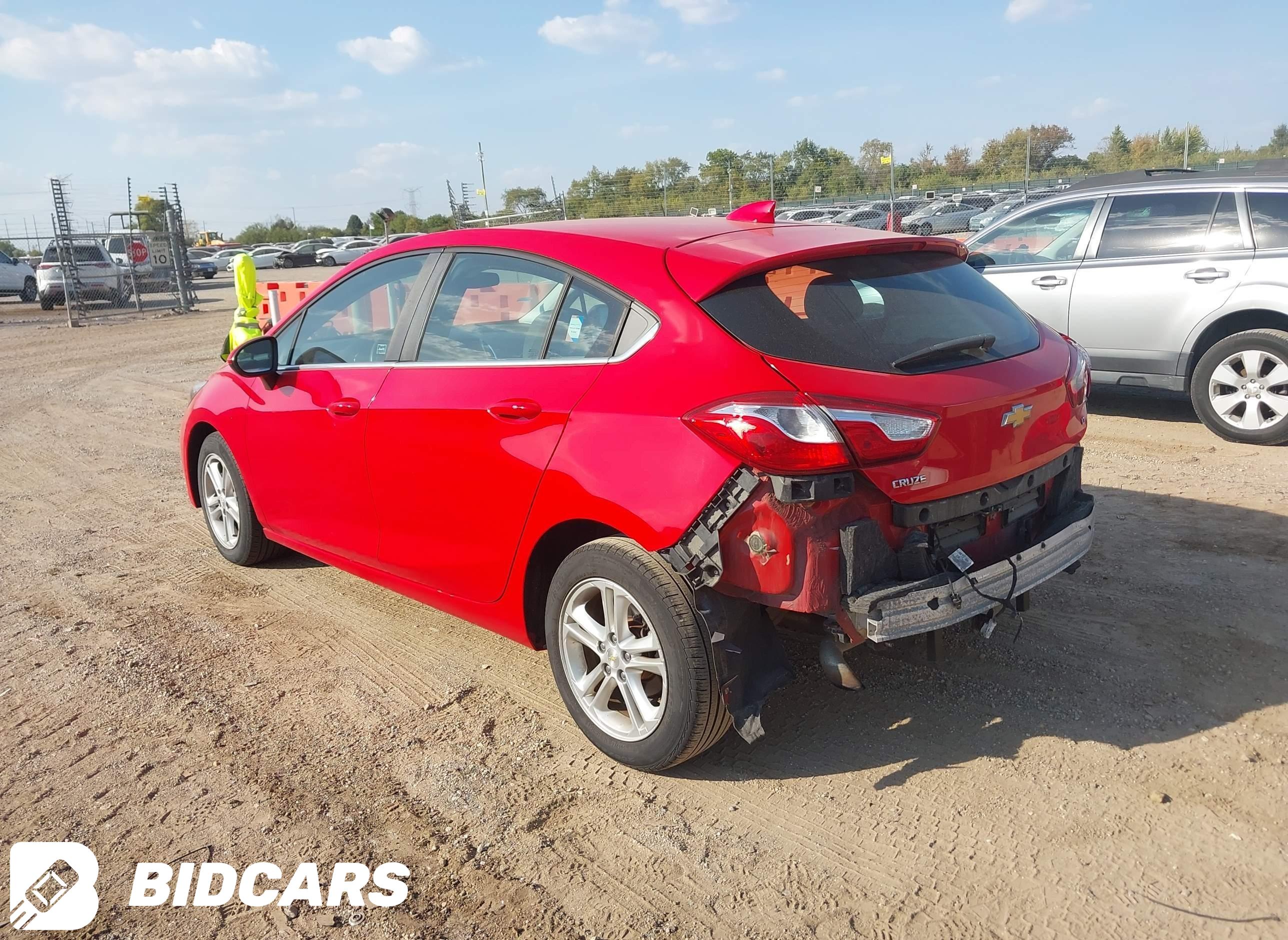 2017 Chevrolet Cruze, LT