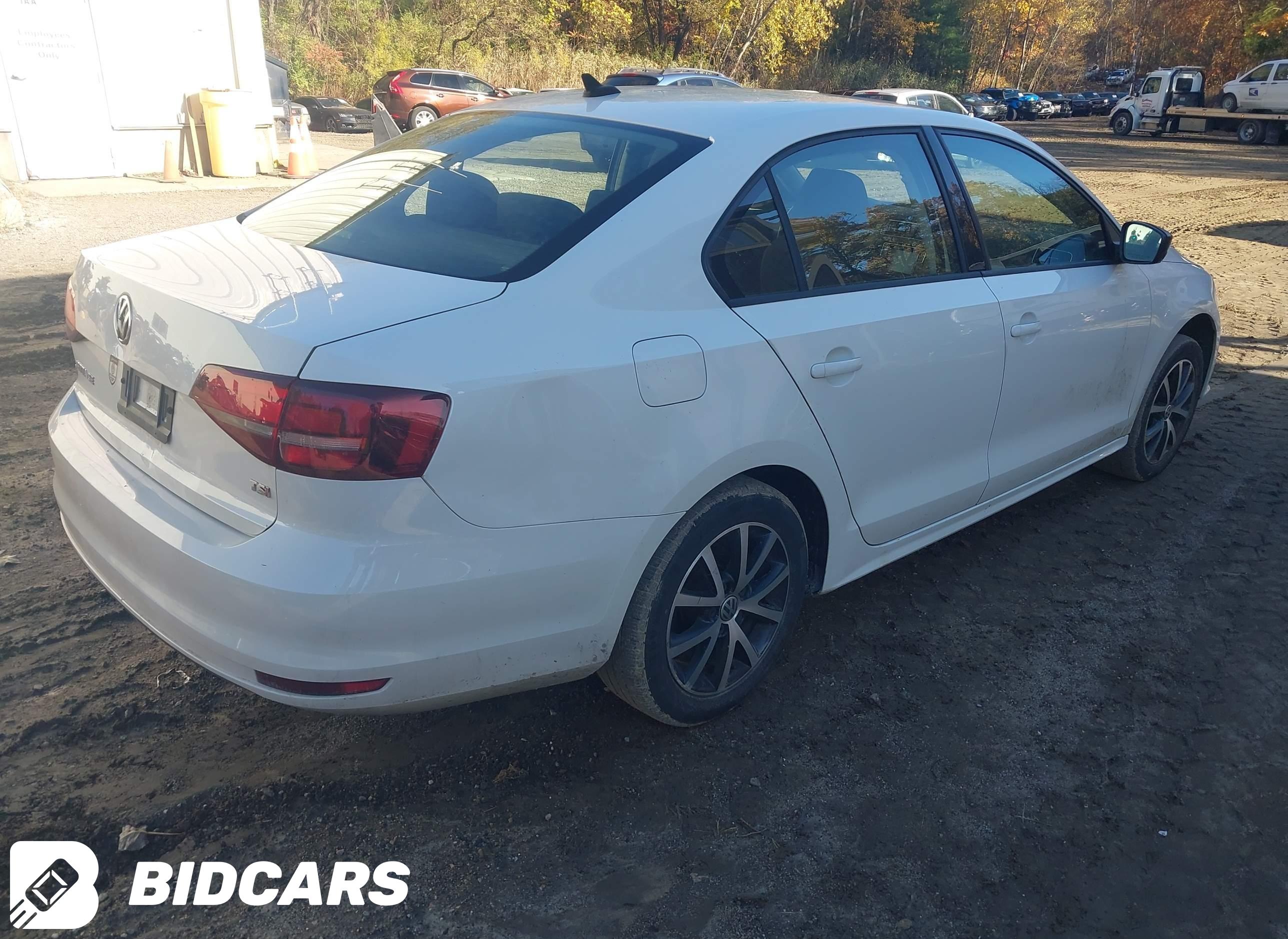2016 Volkswagen Jetta, 1.4T Se