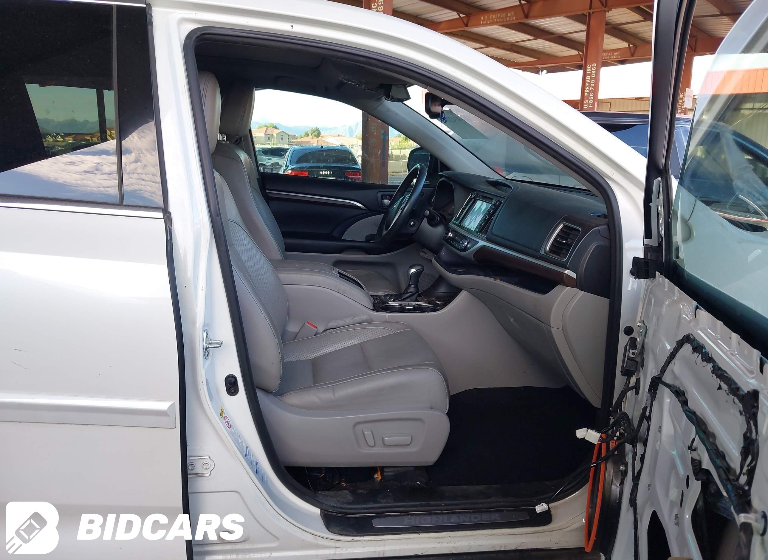 2016 Toyota Highlander, Limit...