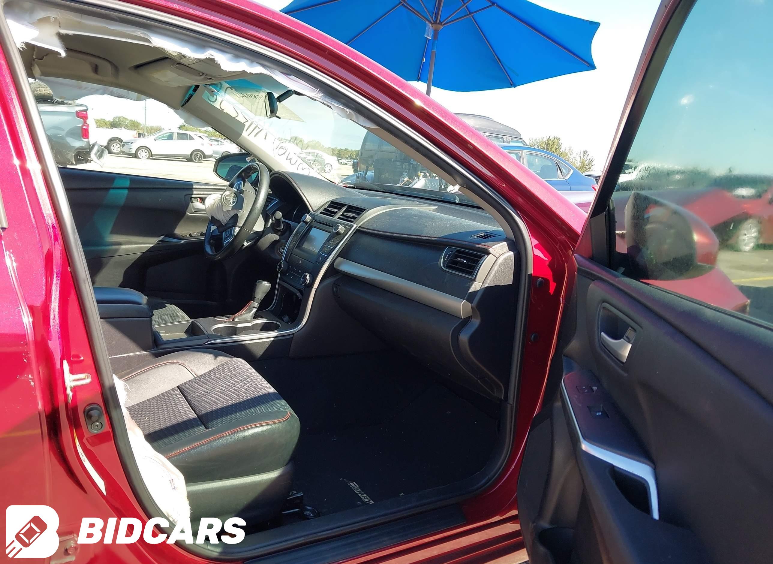 2015 Toyota Camry, SE