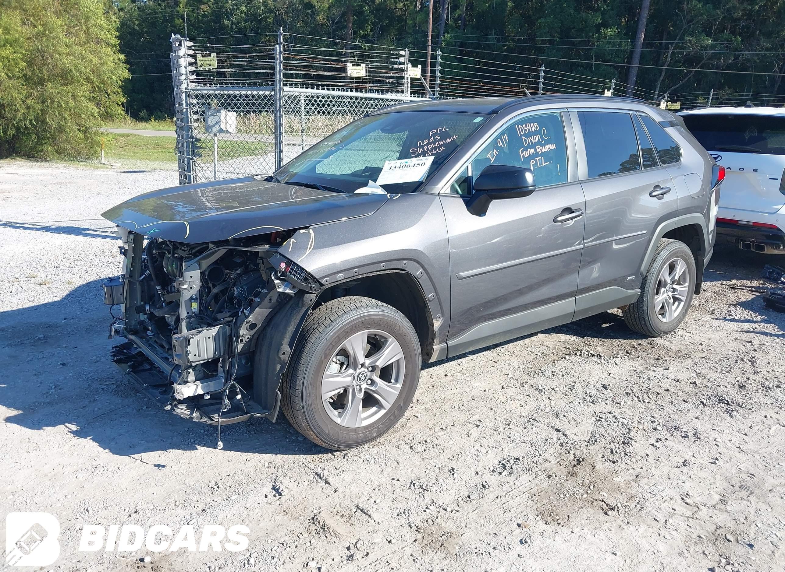2024 Toyota RAV4, Hybrid LE