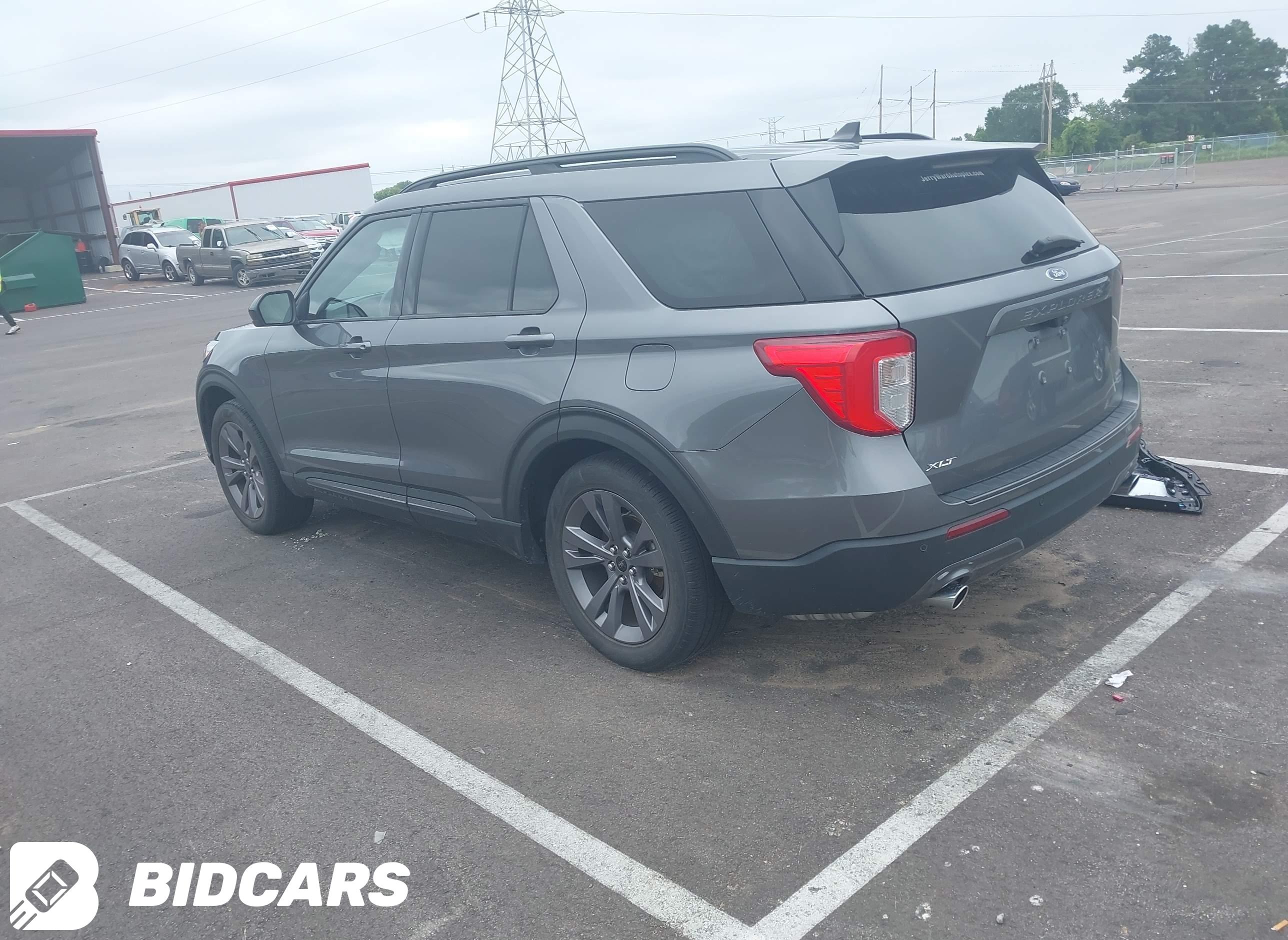 2022 Ford Explorer, Xlt