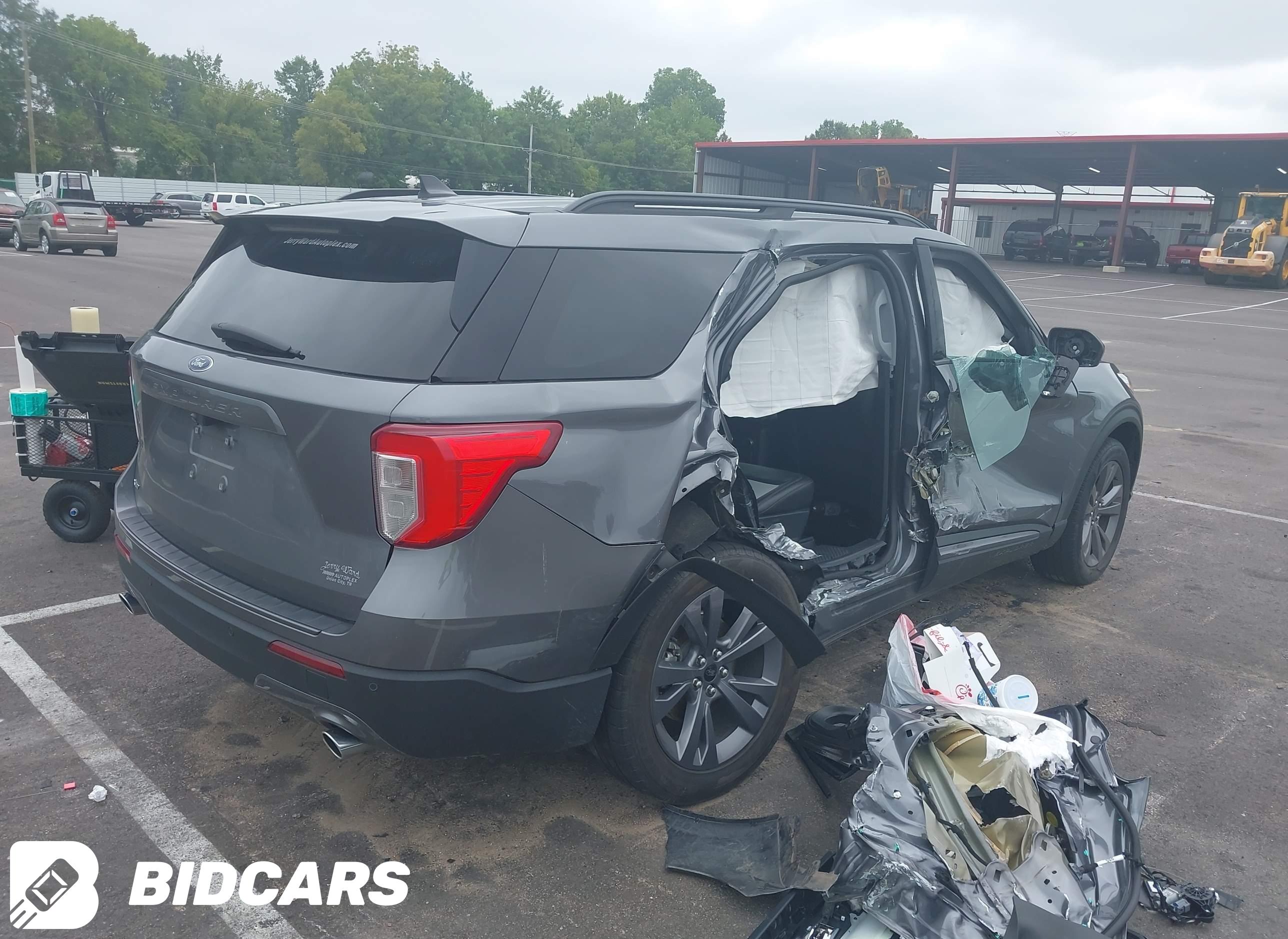 2022 Ford Explorer, Xlt