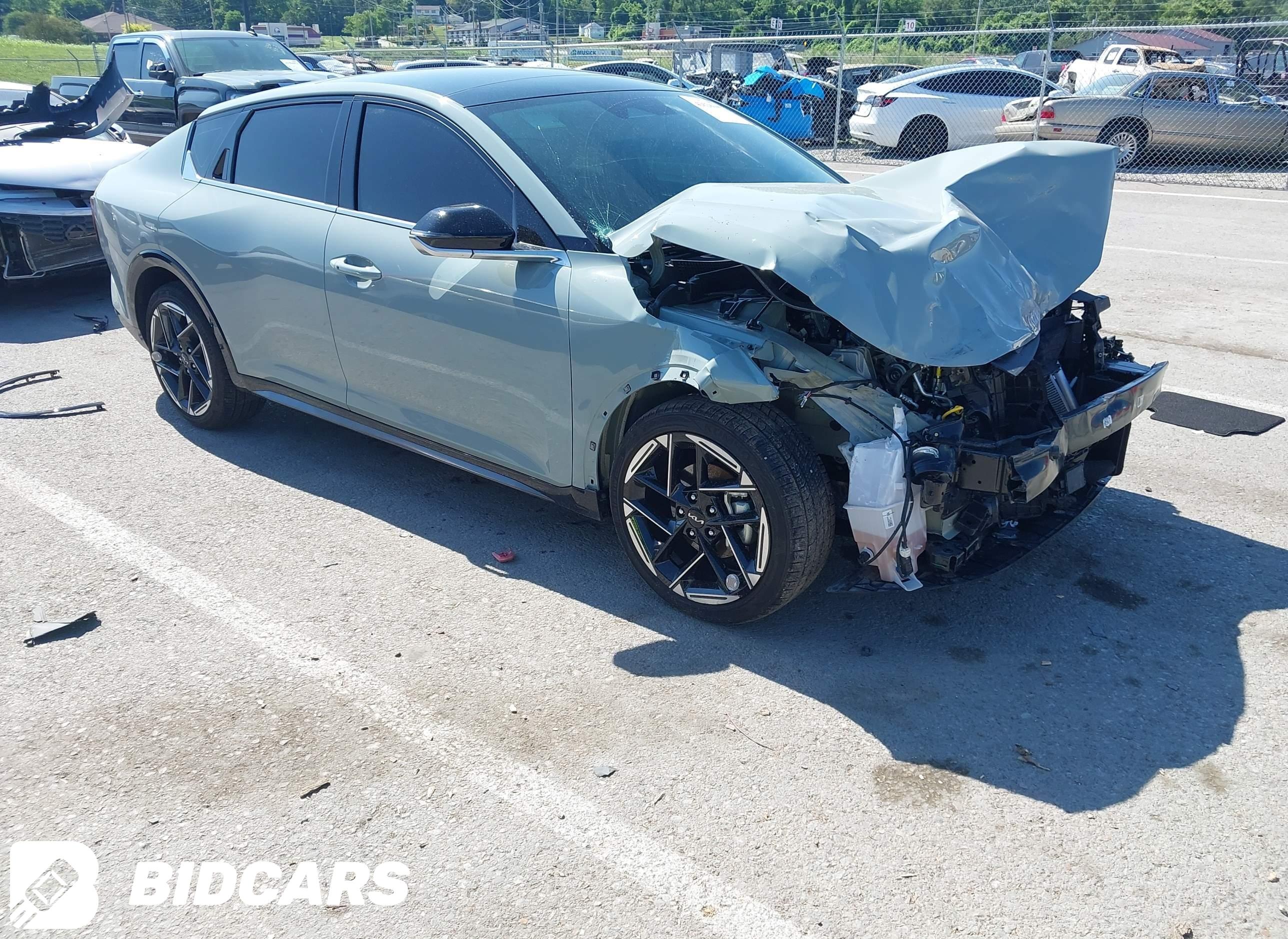 2025 KIA K4, Gt-Line