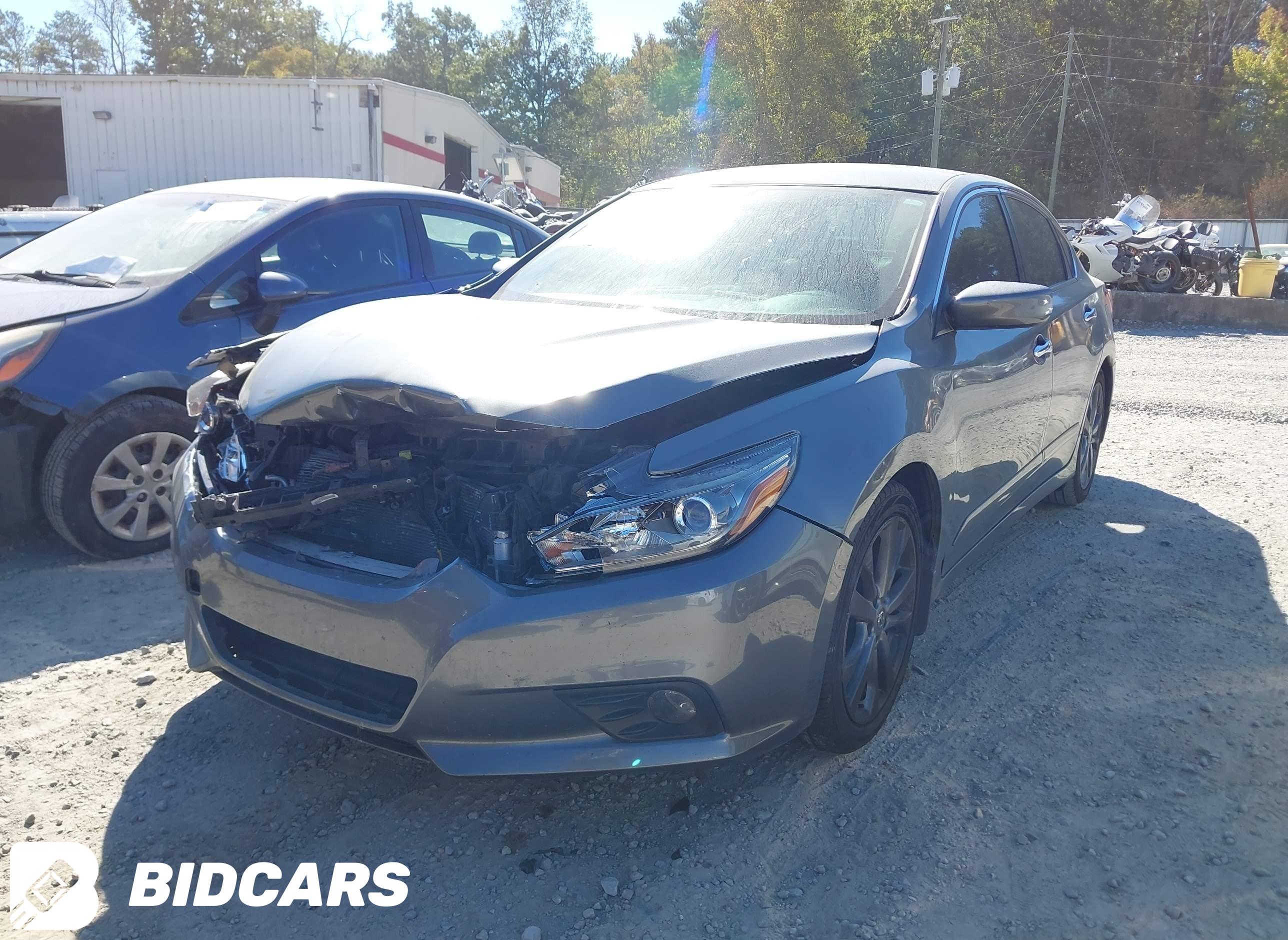 2018 Nissan Altima, 2.5 SR