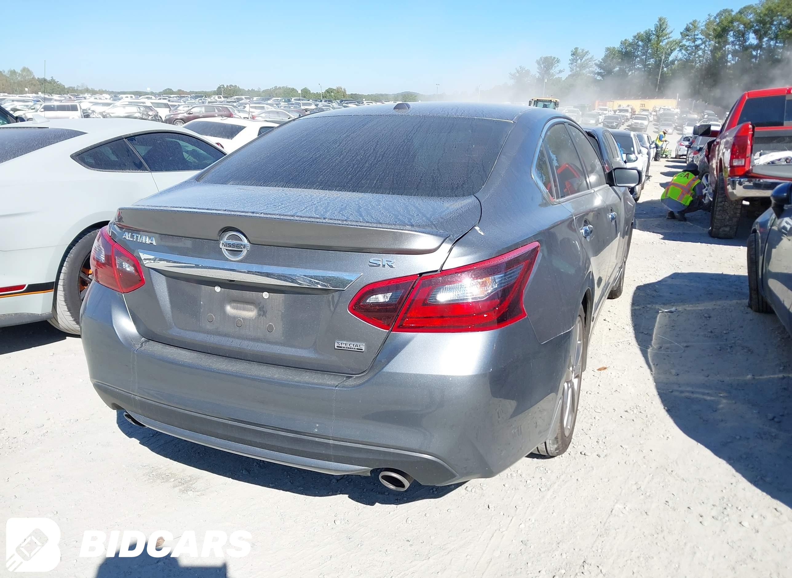 2018 Nissan Altima, 2.5 SR