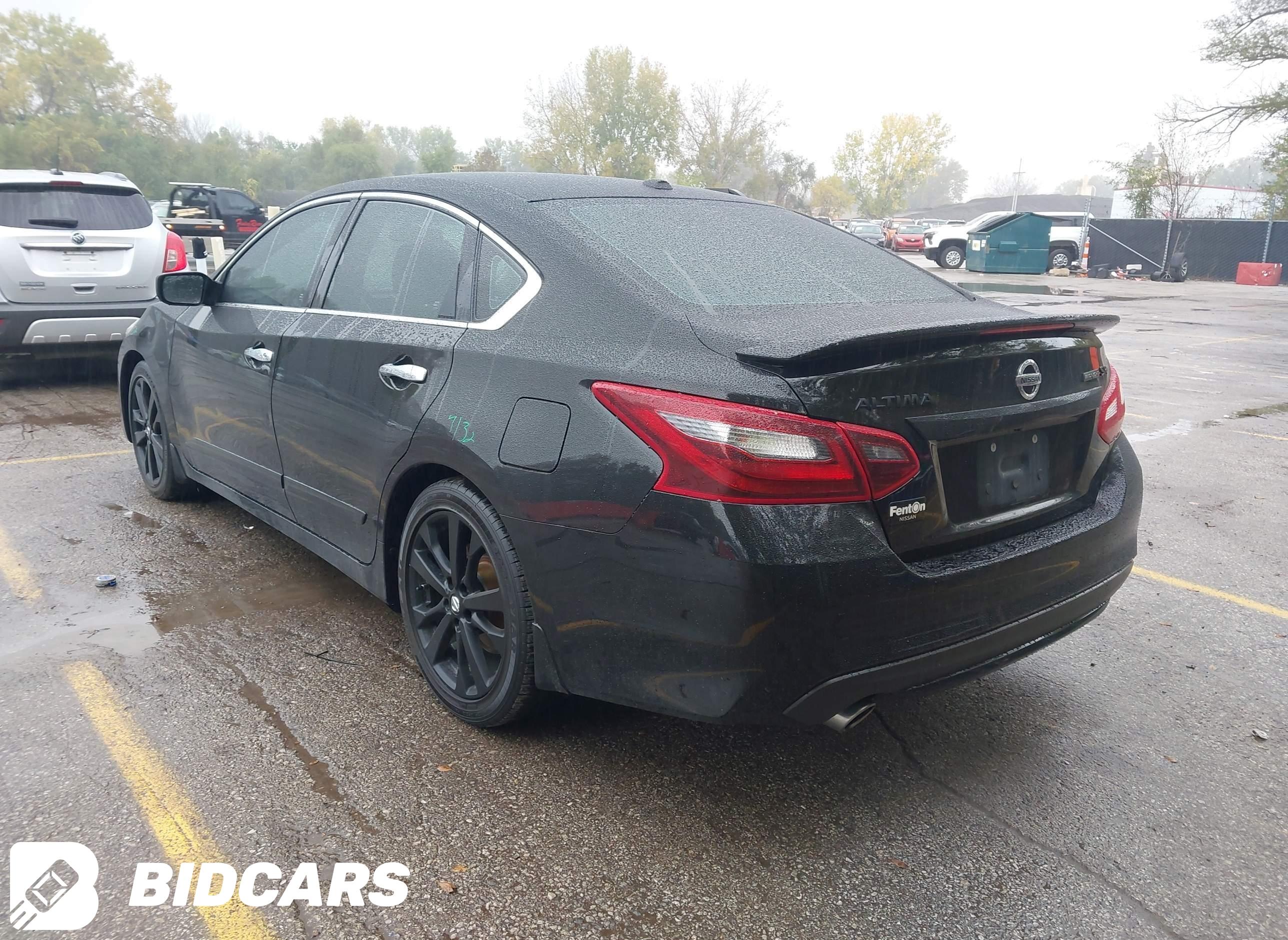 2018 Nissan Altima, 2.5 SR