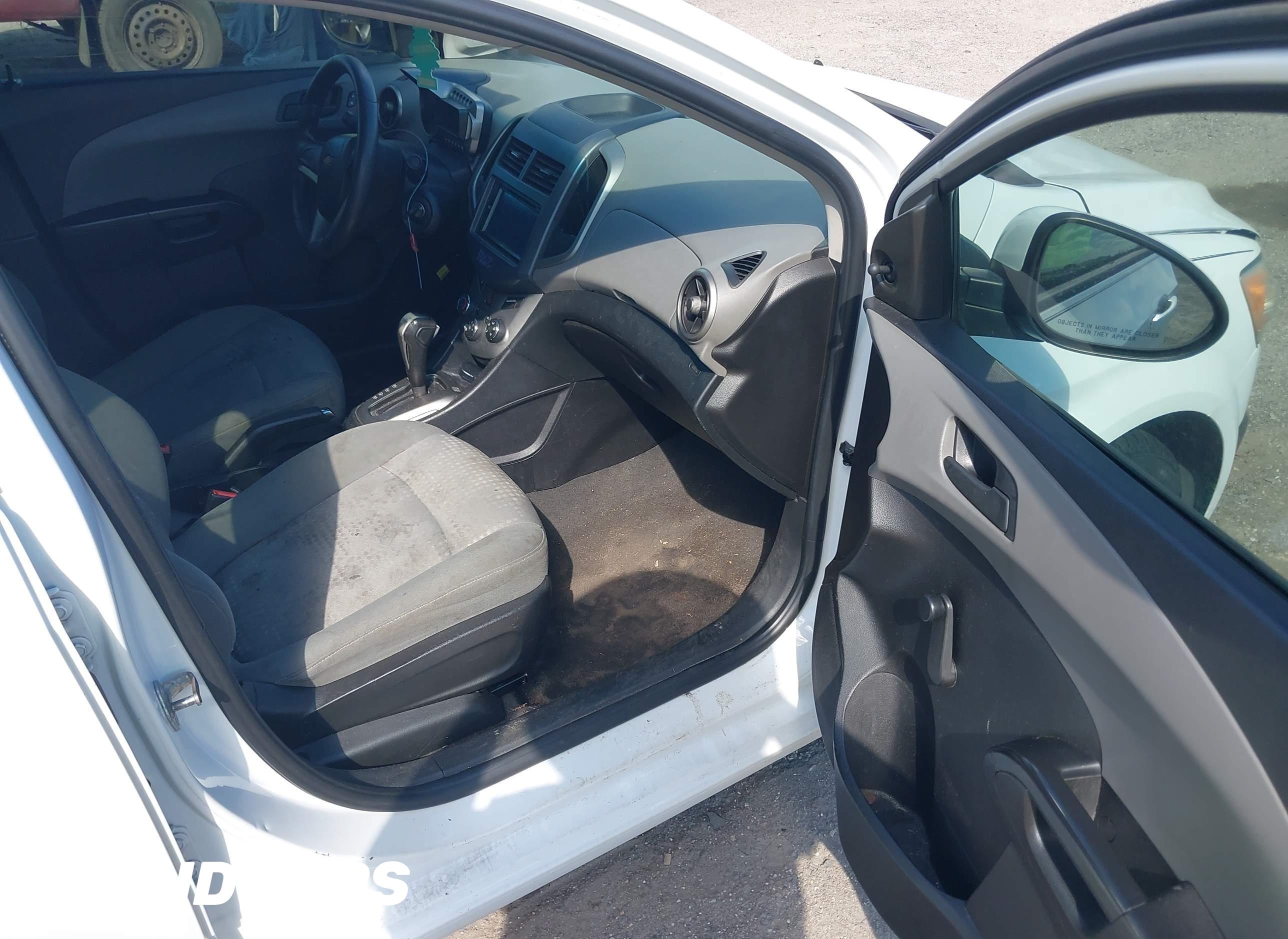 2016 Chevrolet Sonic, Ls Auto