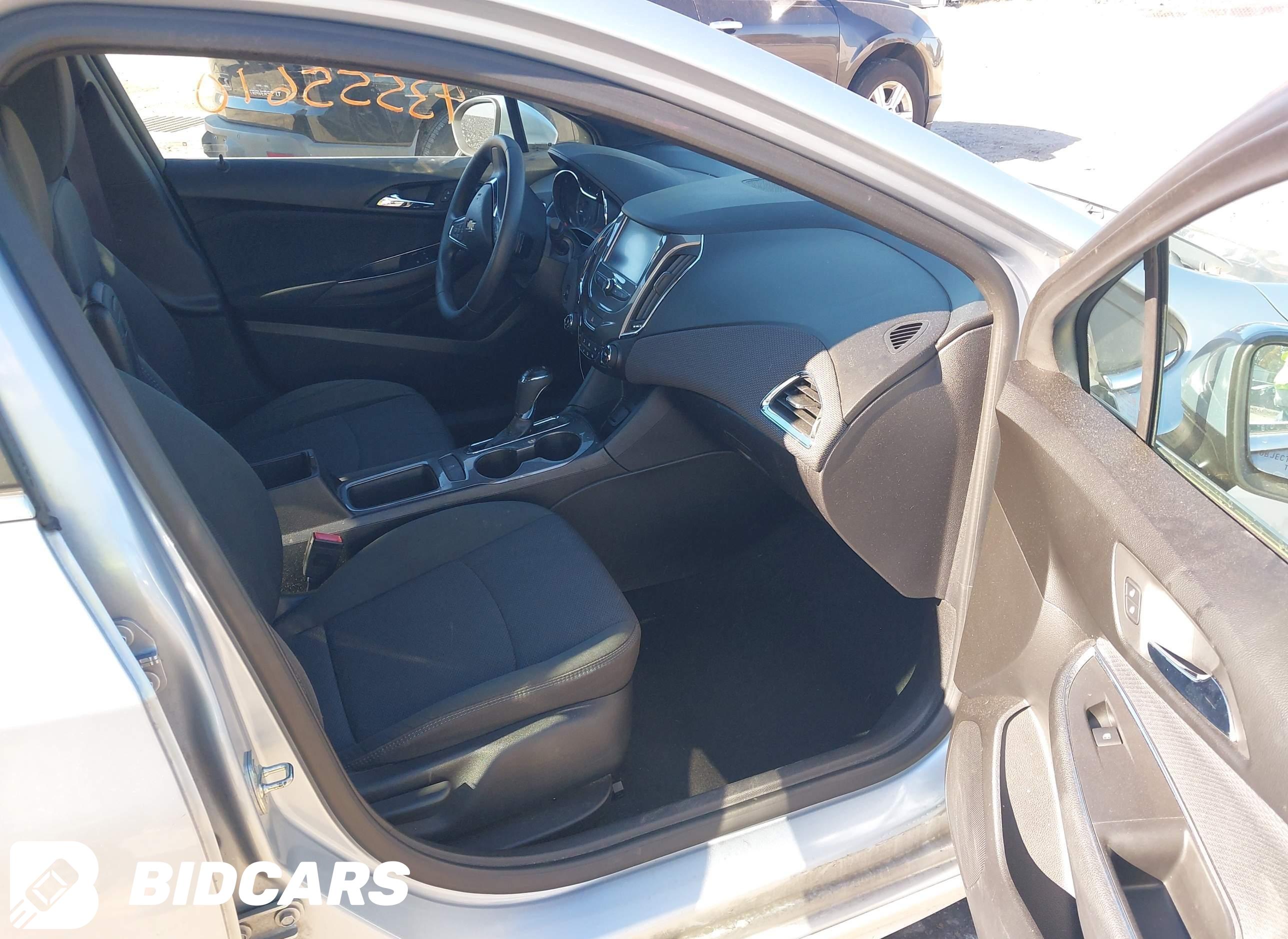 2017 Chevrolet Cruze, Lt Auto