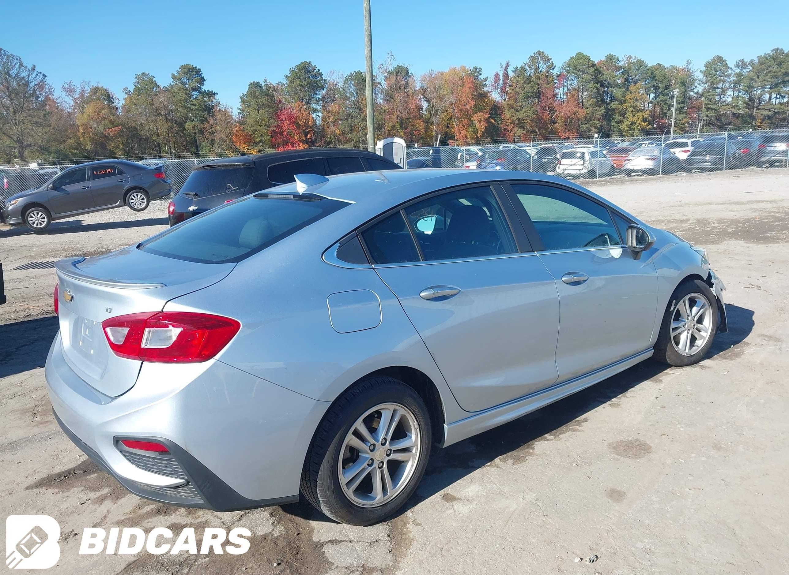 2017 Chevrolet Cruze, Lt Auto