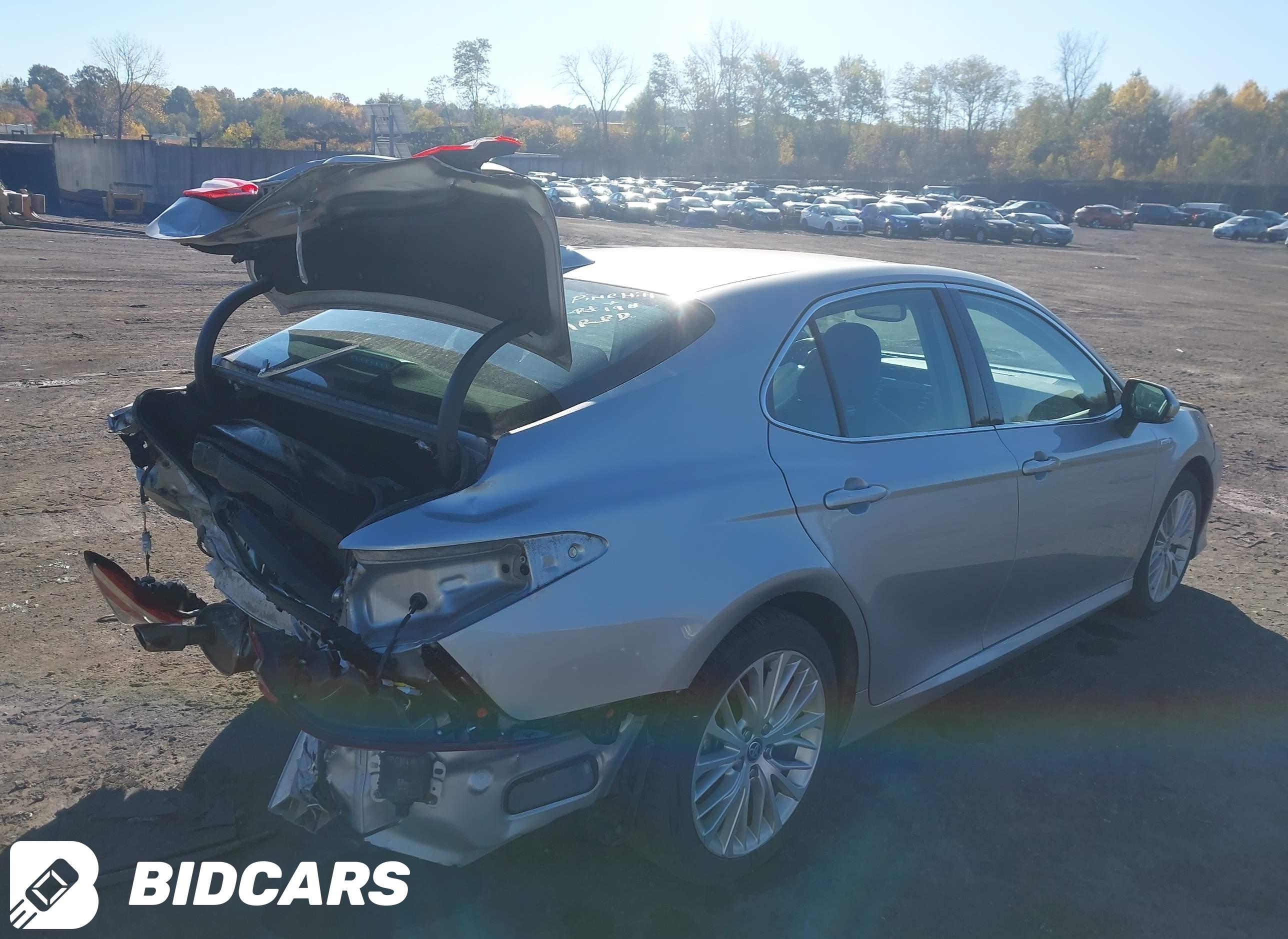 2020 Toyota Camry, Xle Hybrid