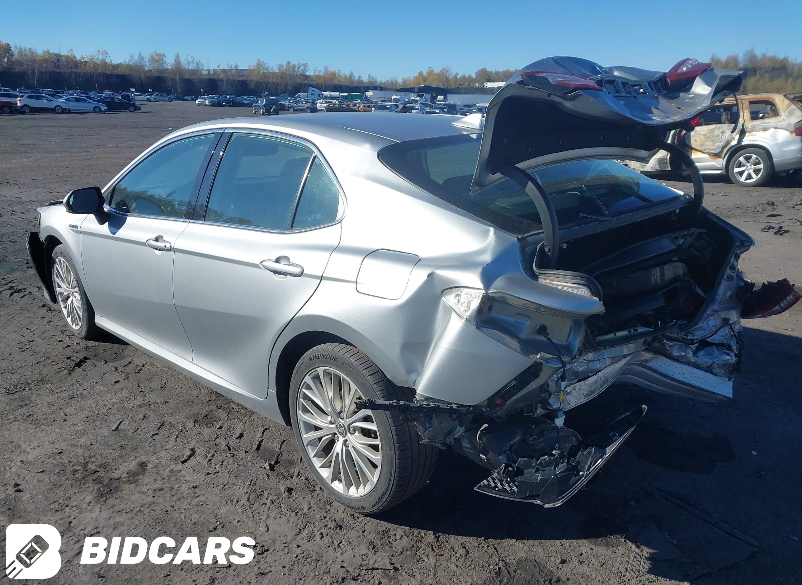 2020 Toyota Camry, Xle Hybrid