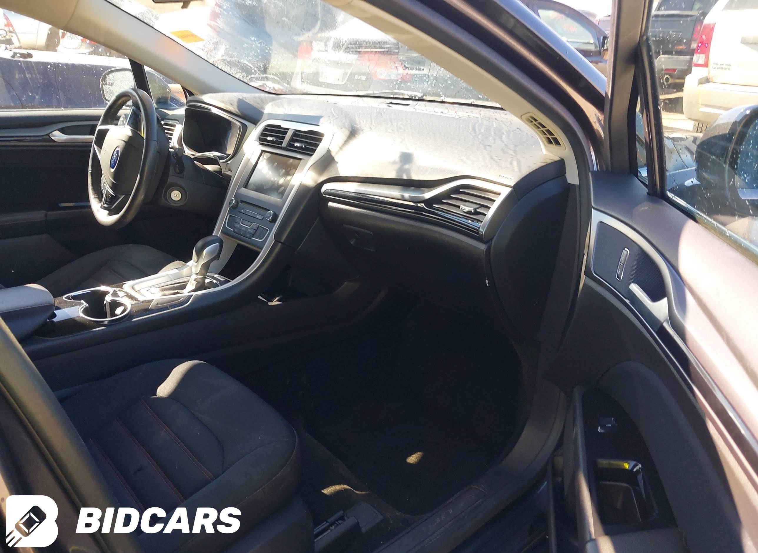 2016 Ford Fusion, SE