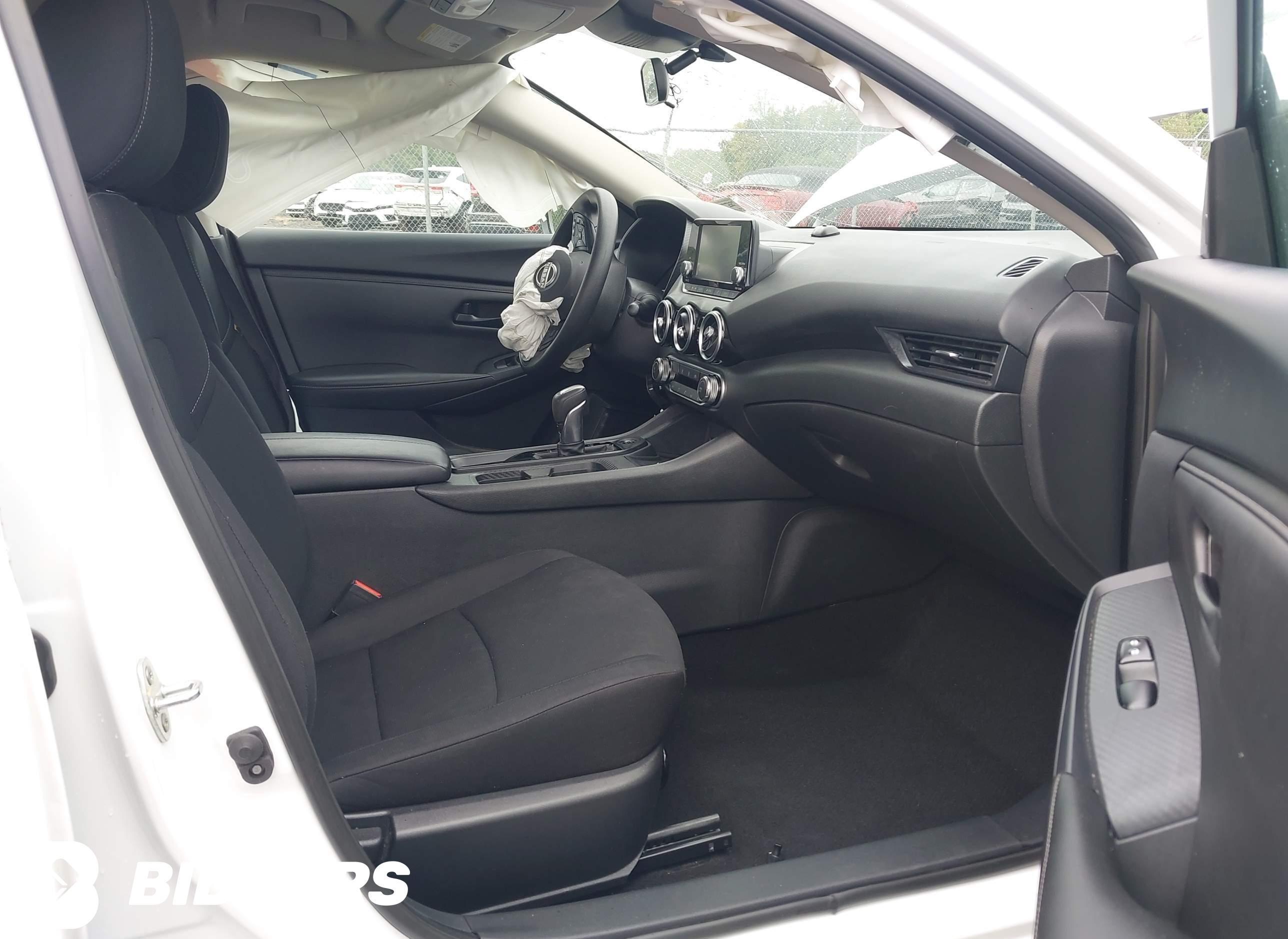 2024 Nissan Sentra, S Xtronic...