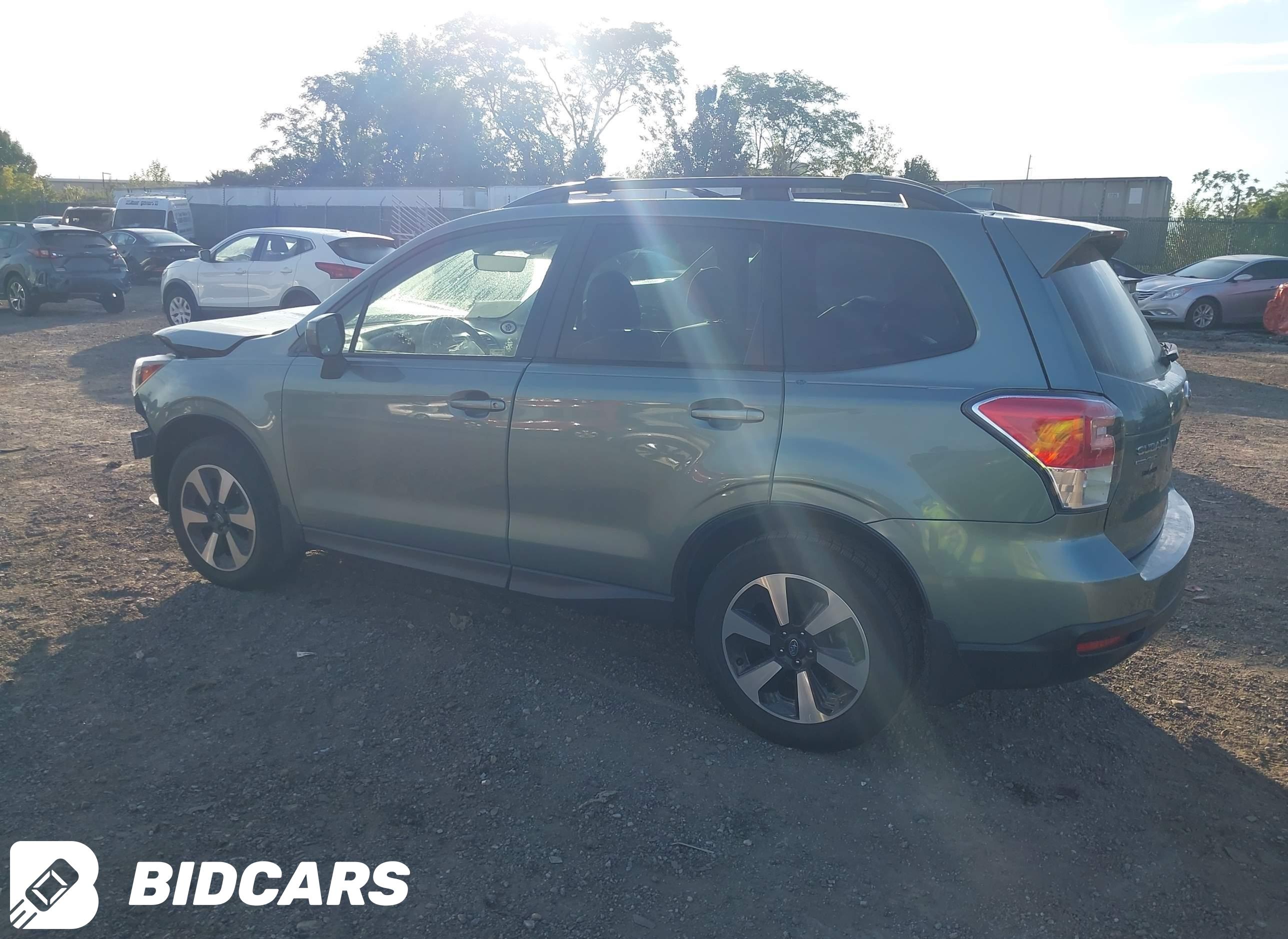 2018 Subaru Forester, 2.5I Pr...