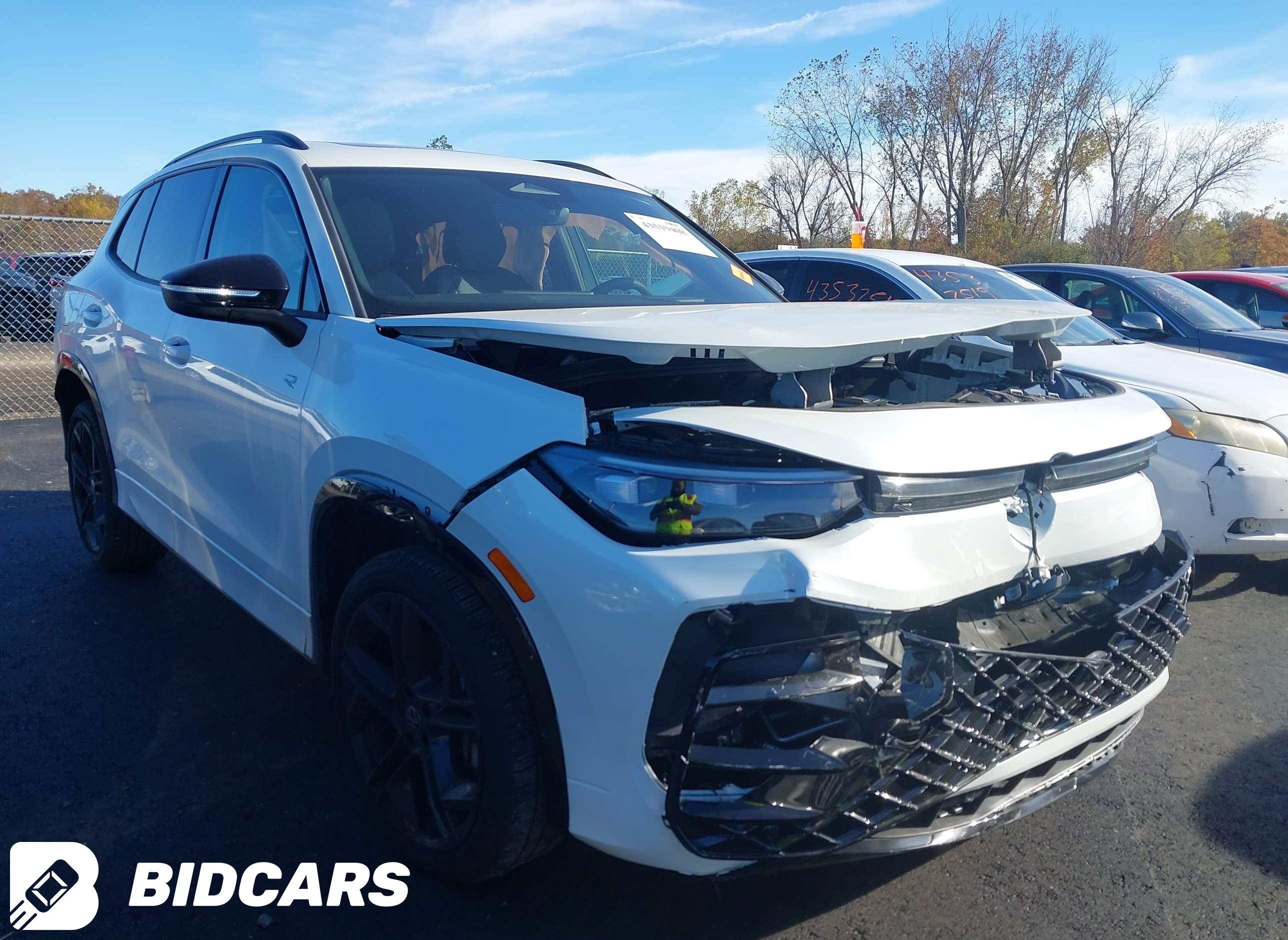 2025 Volkswagen Tiguan, 2.0T...