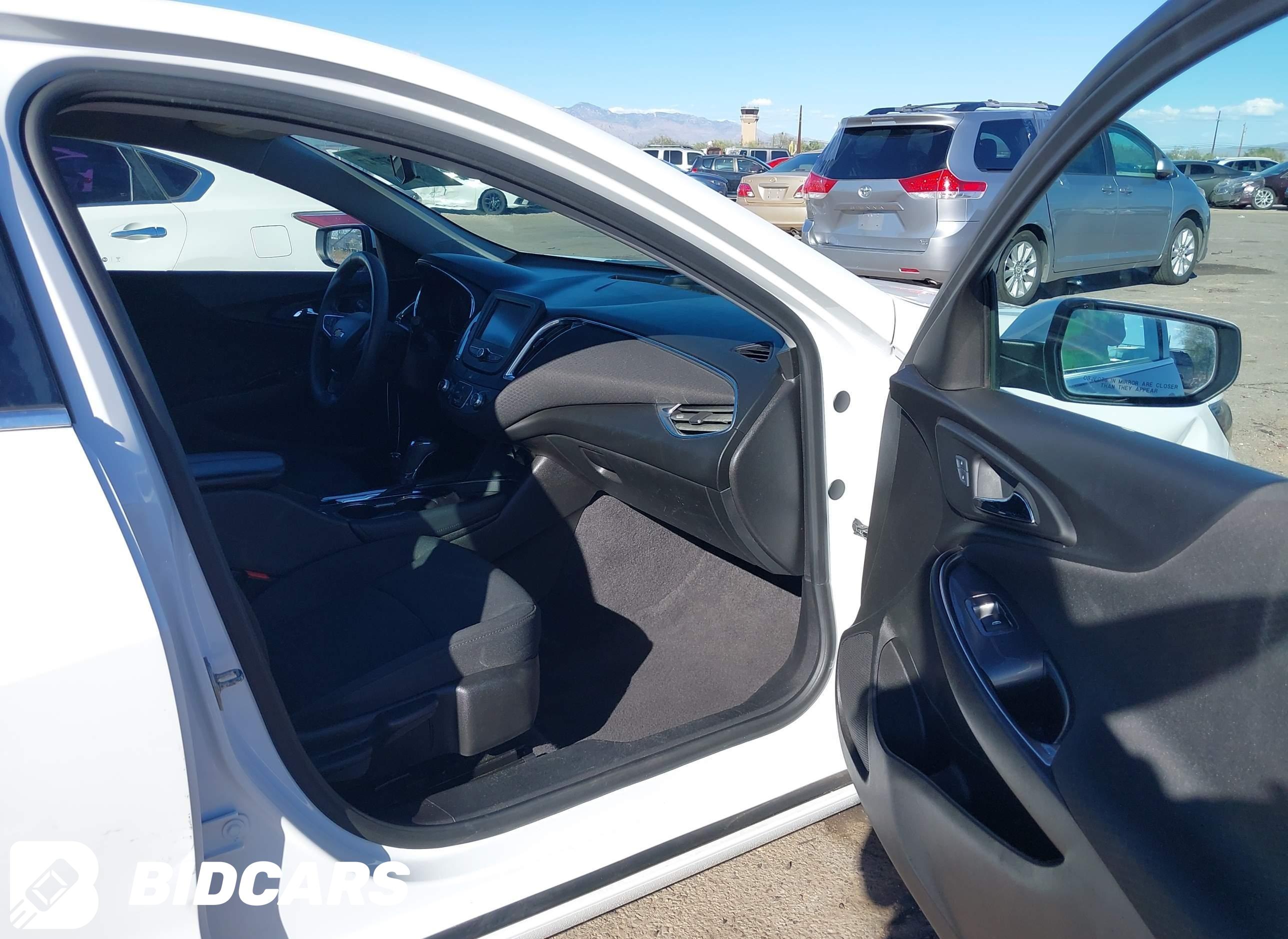 2017 Chevrolet Malibu, 1LT