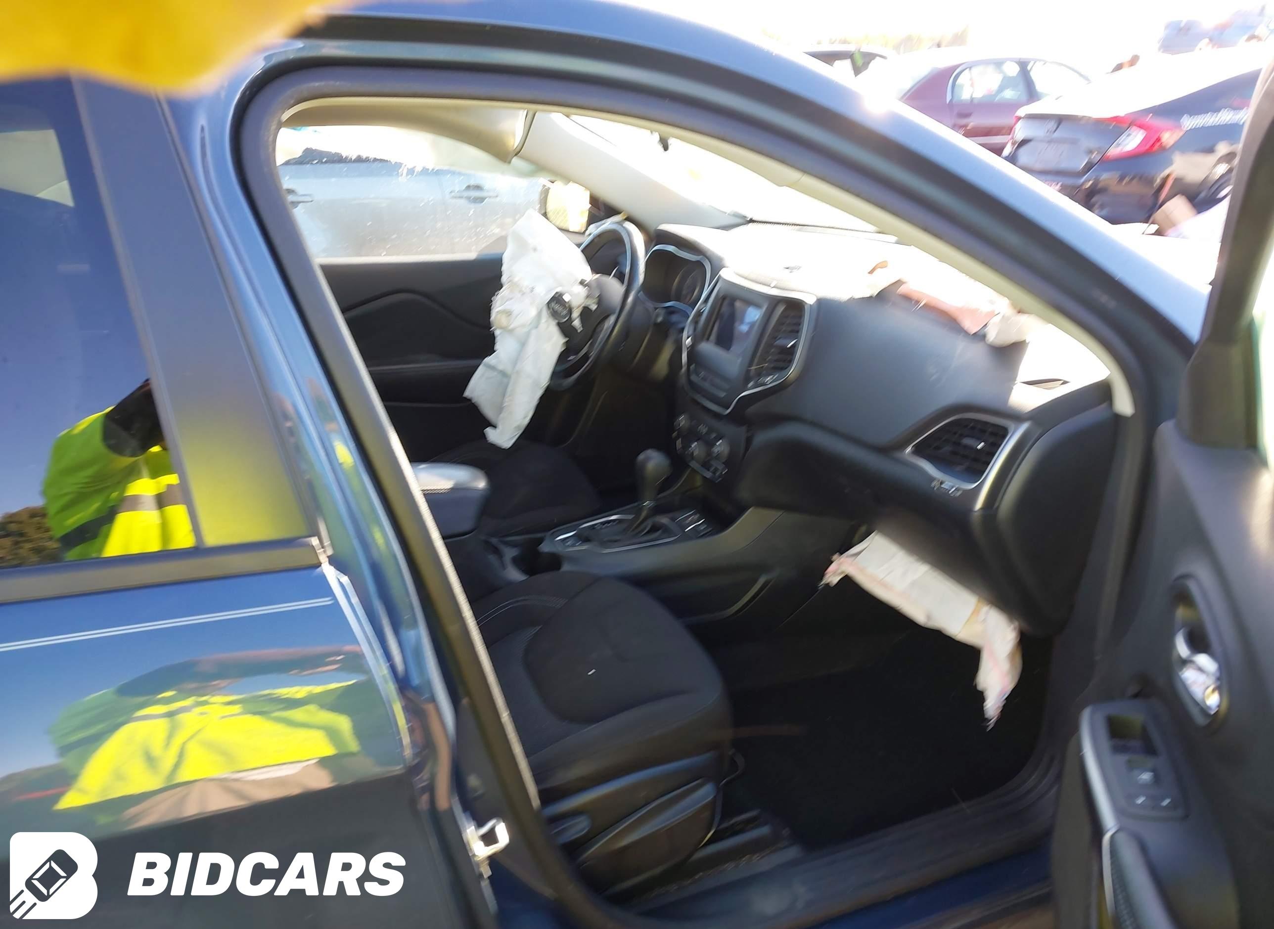 2020 Jeep Cherokee, Latitude Fwd