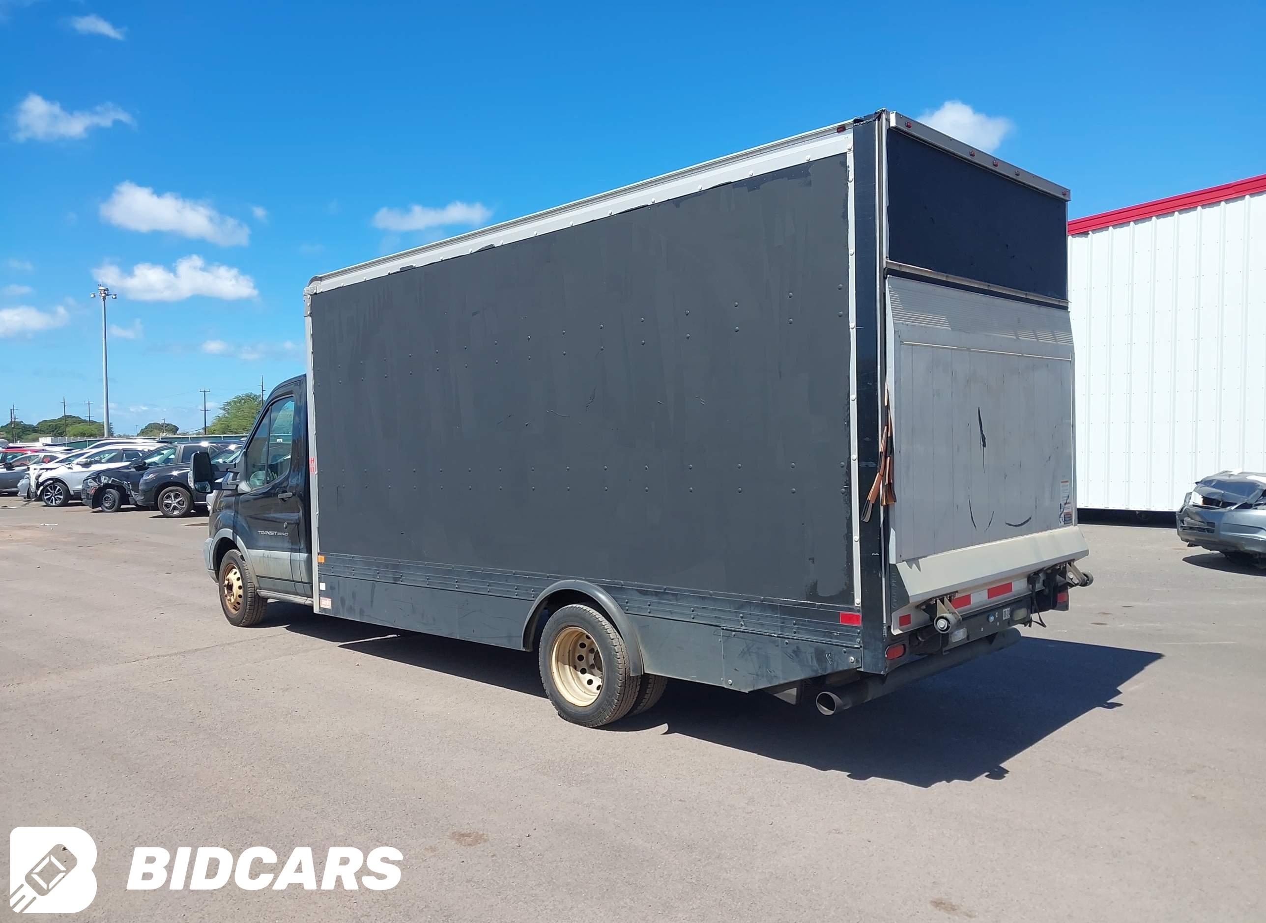 2017 Ford Transit-350 Cab