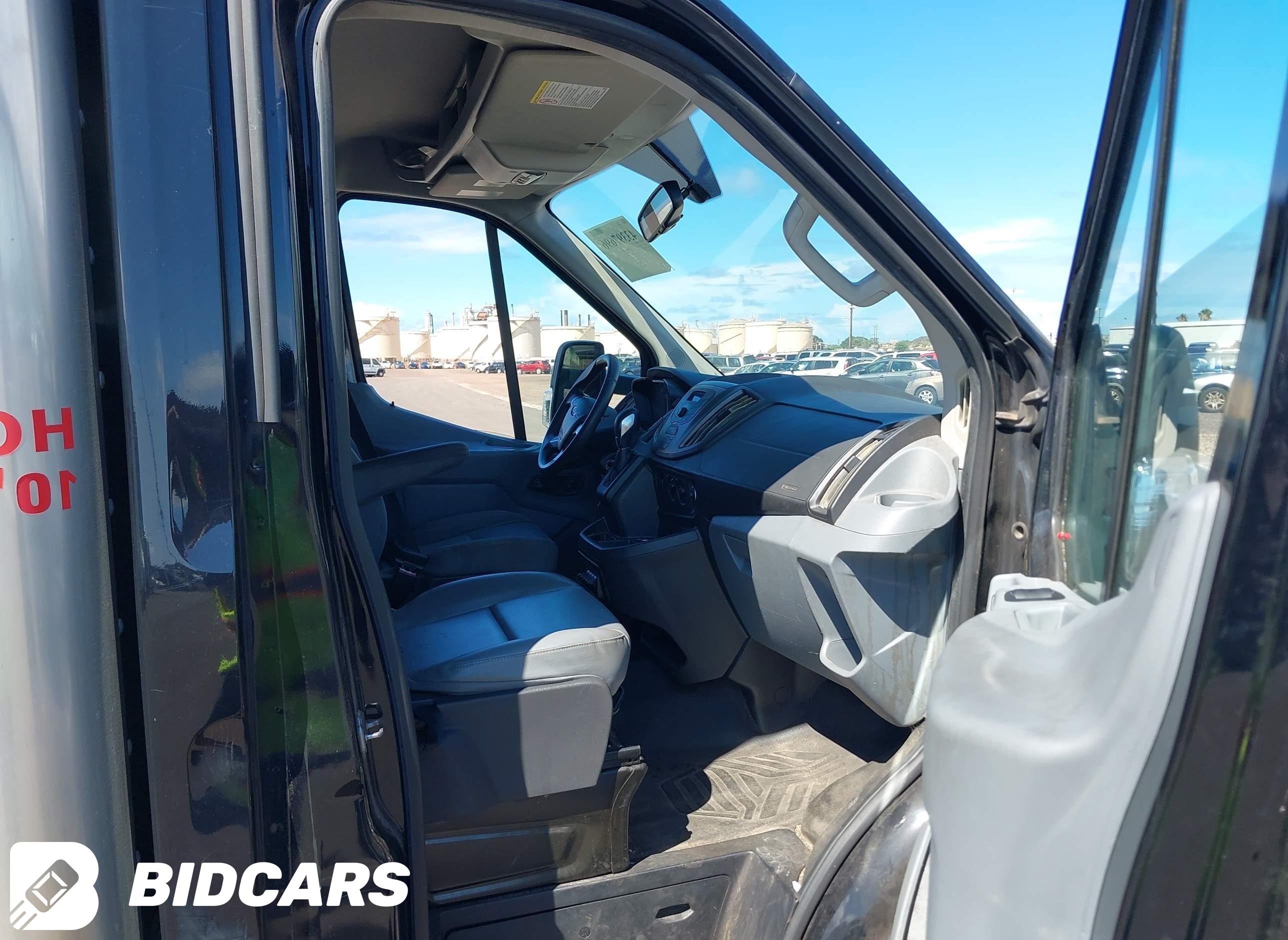 2017 Ford Transit-350 Cab