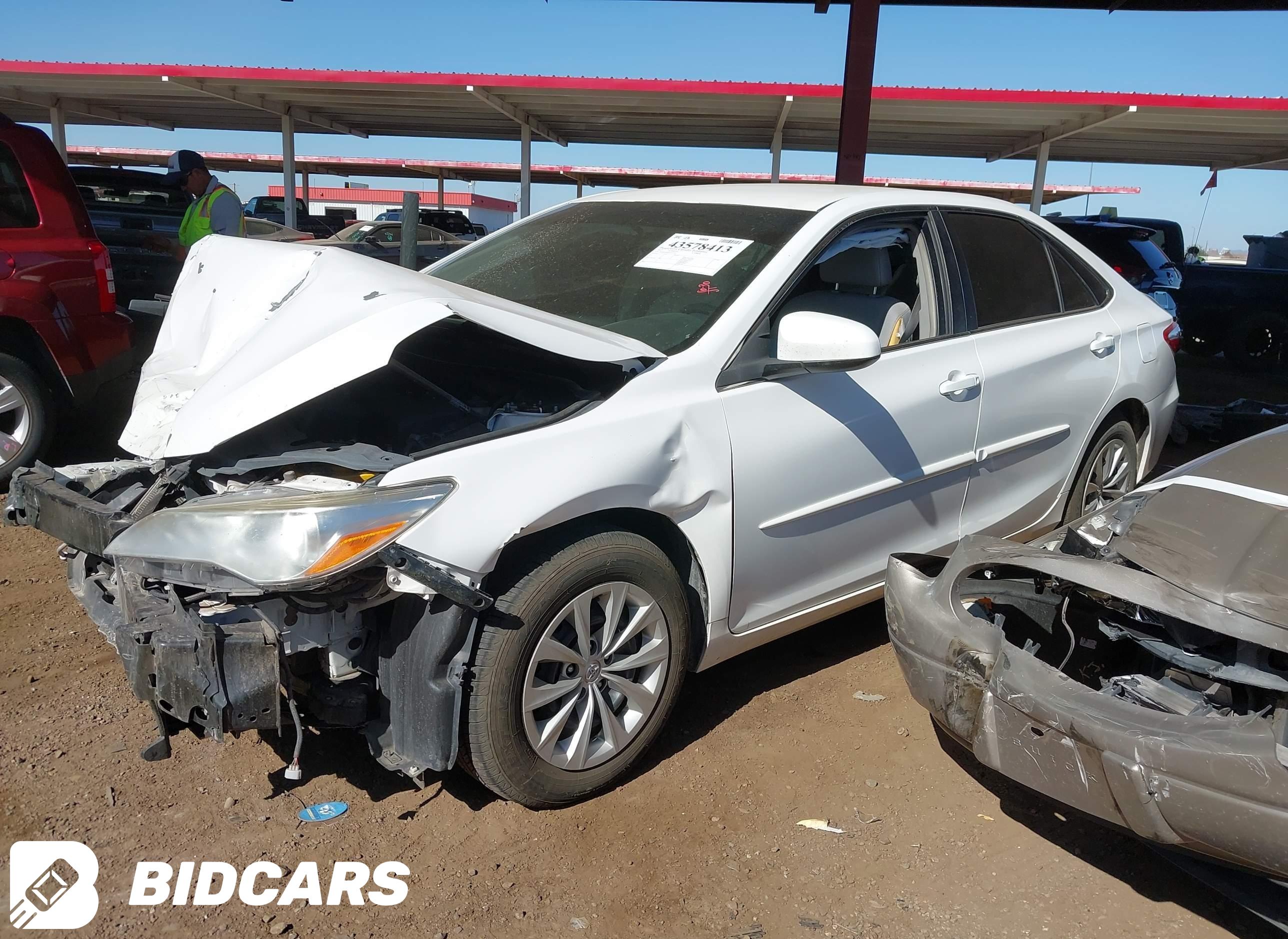 2017 Toyota Camry, LE