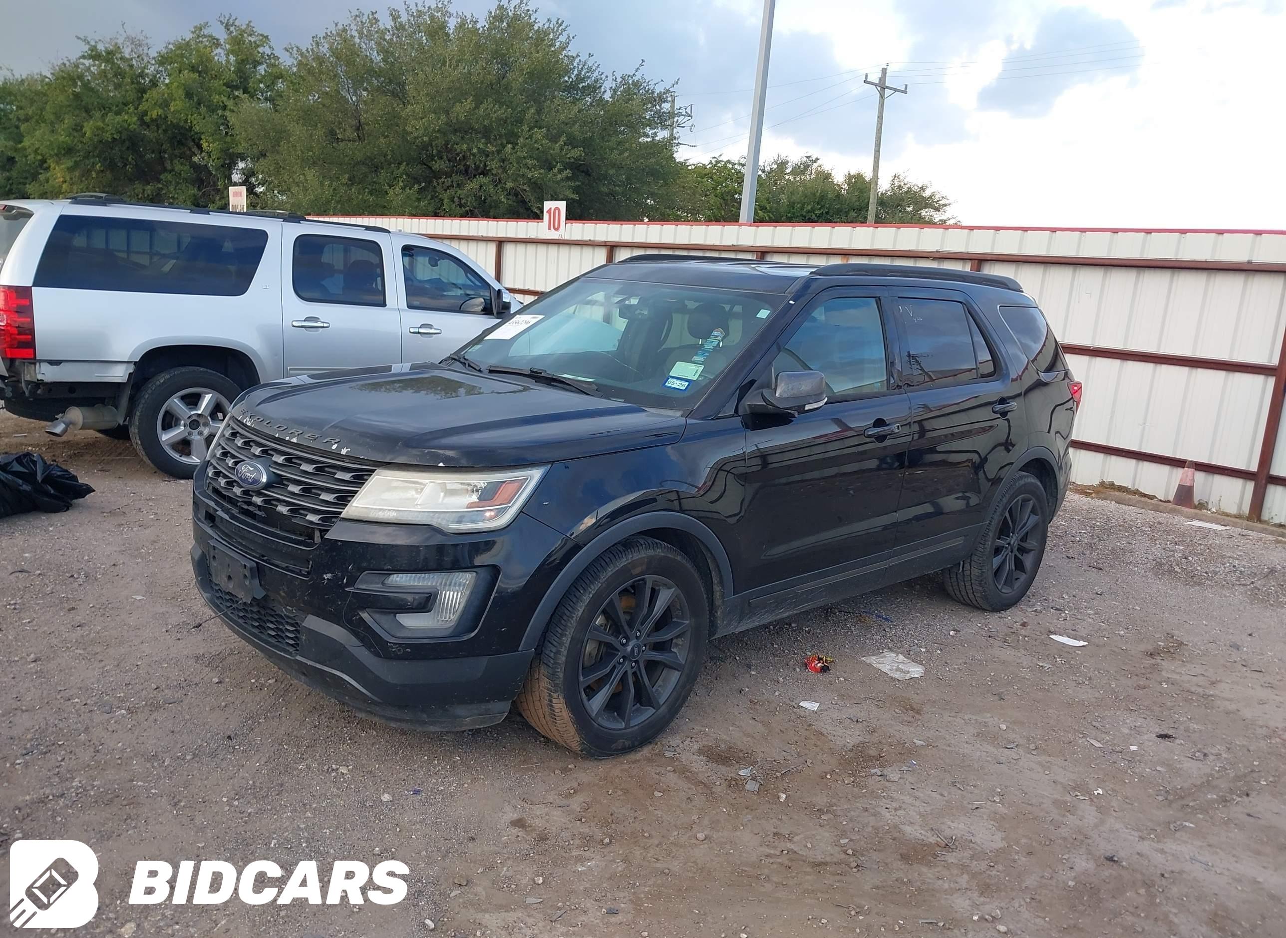 2017 Ford Explorer, Xlt