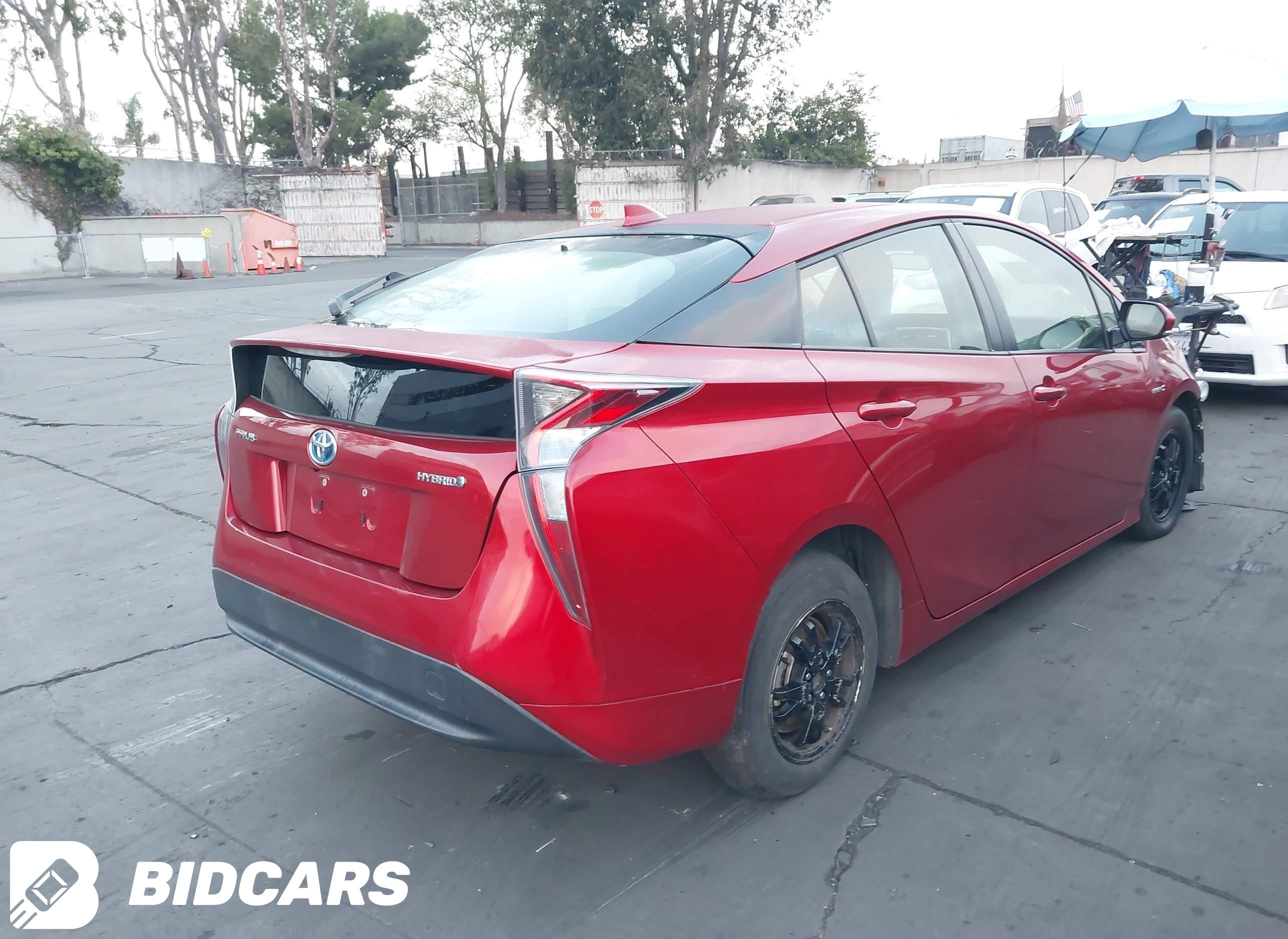 2016 Toyota Prius, Three
